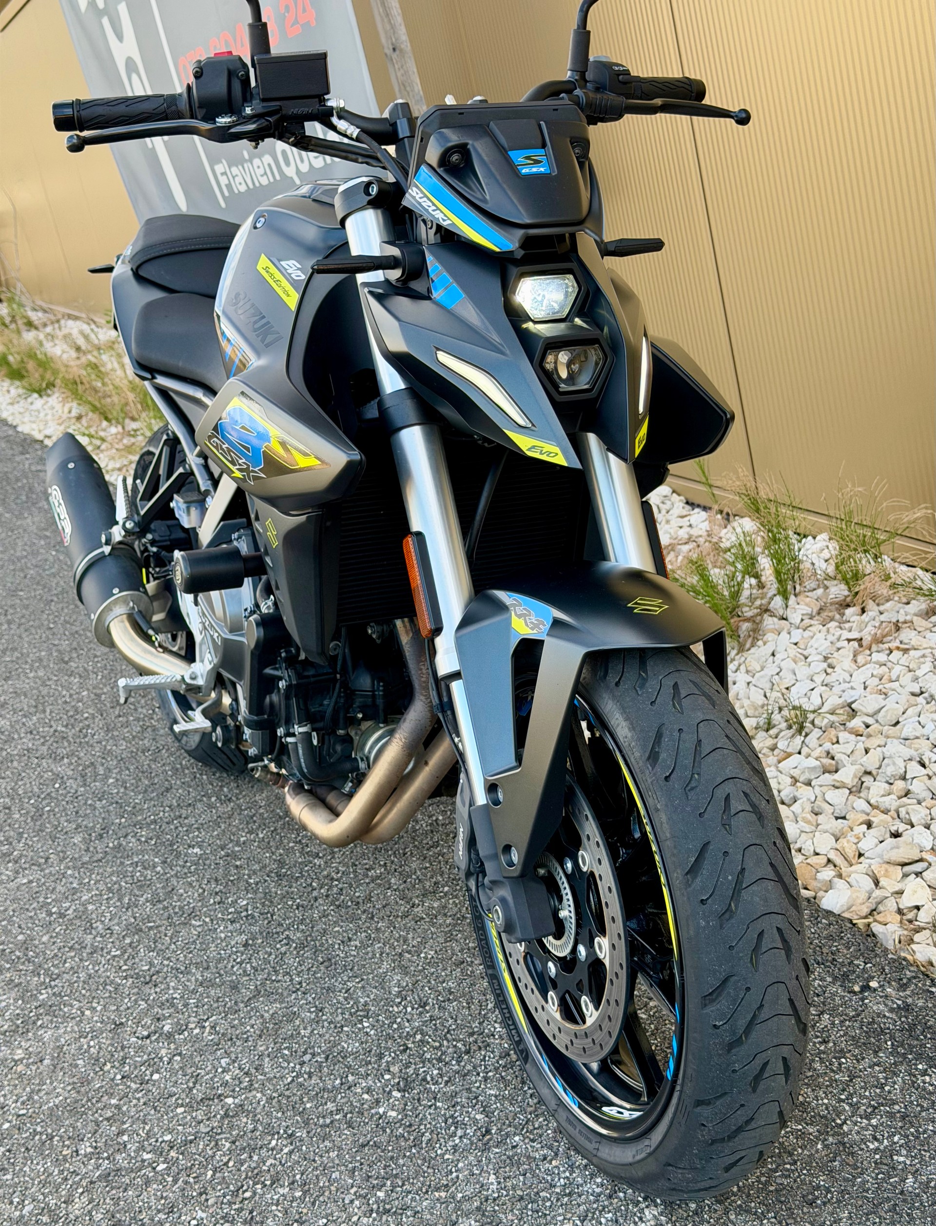 SUZUKI GSX 8 S EVO GPR (35kW)-showroom-element-1