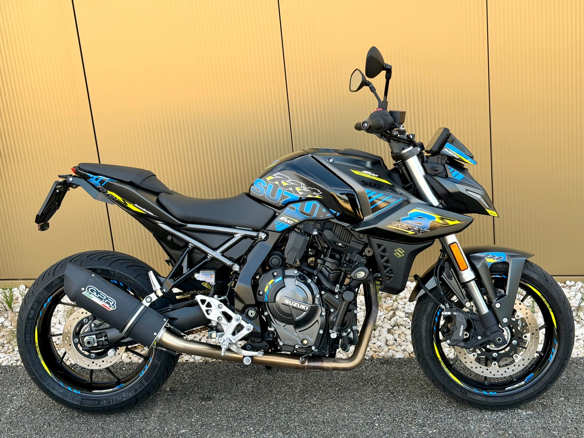 SUZUKI GSX 8 S EVO GPR (35kW)-showroom-element-3