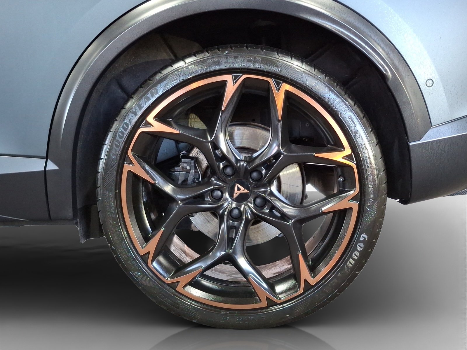 CUPRA Formentor 2.5TSI VZ5 4Drive DSG-image-13