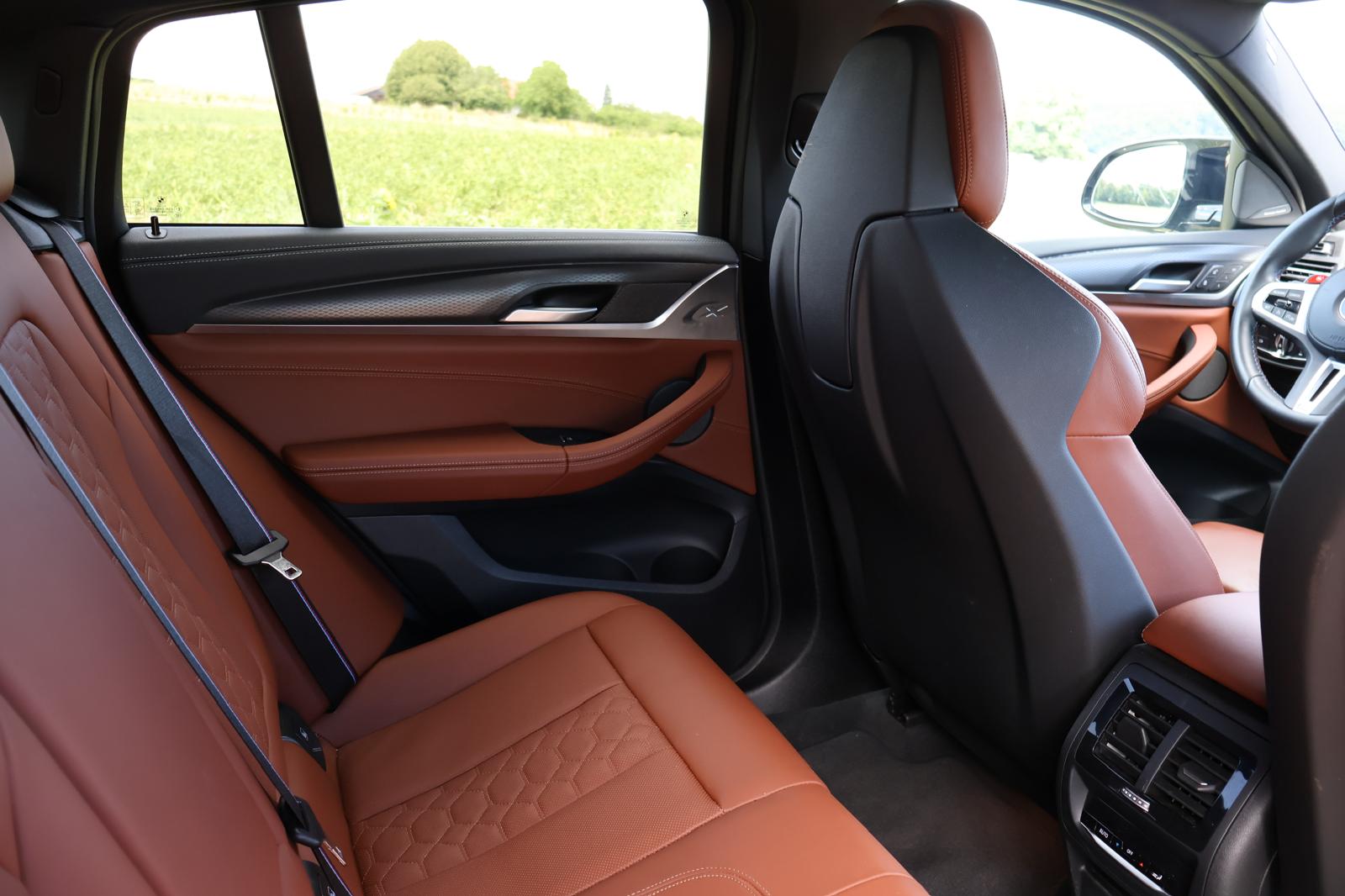 BMW X4M xDrive M Competition Steptronic-image-5