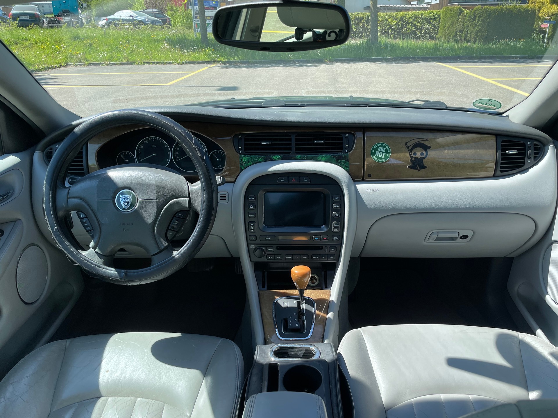 JAGUAR X-Type 3.0 V6 Traction4 Executive-image-8