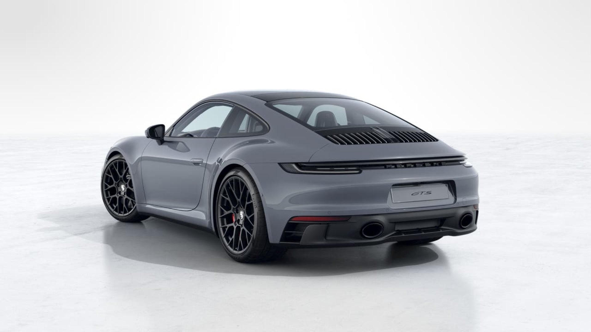 PORSCHE 911 Carrera 4 GTS-image-2