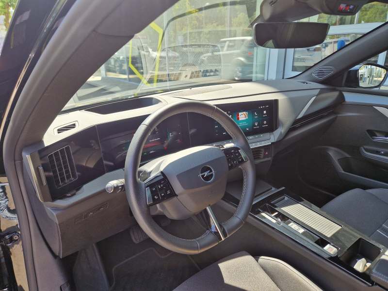 OPEL Astra Sports Tourer 1.2 T Hybrid GS-image-5