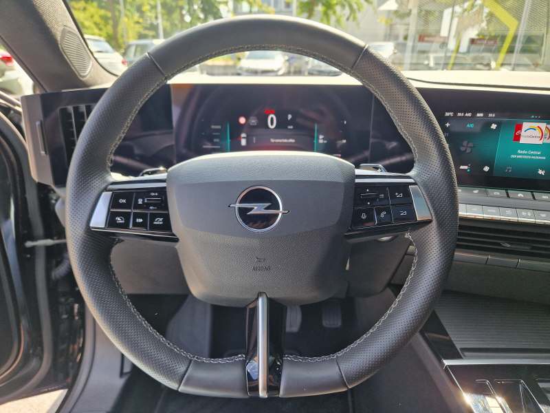 OPEL Astra Sports Tourer 1.2 T Hybrid GS-image-7