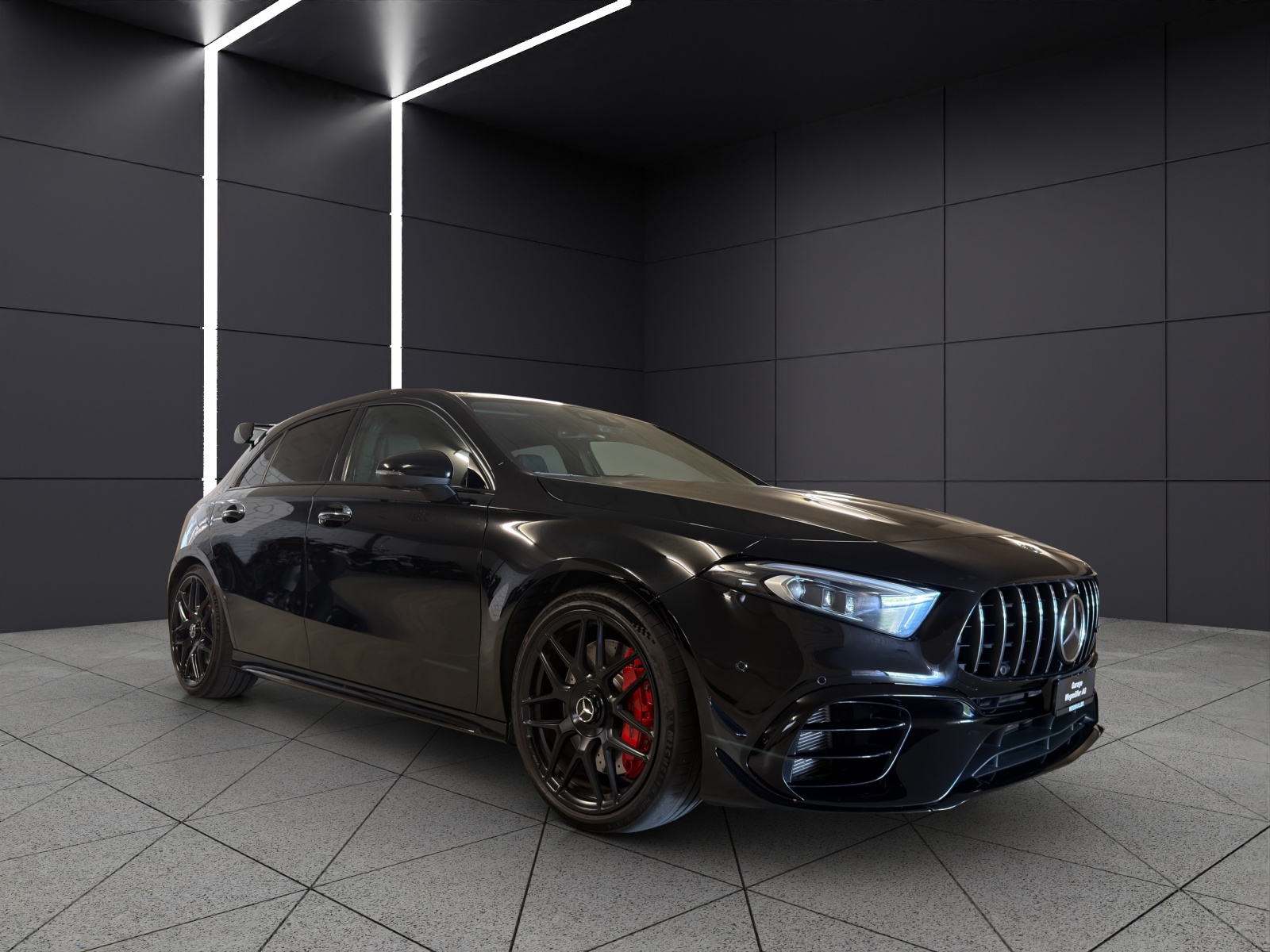 MERCEDES-BENZ A 45 S AMG 4Matic+ Speedshift-image-1