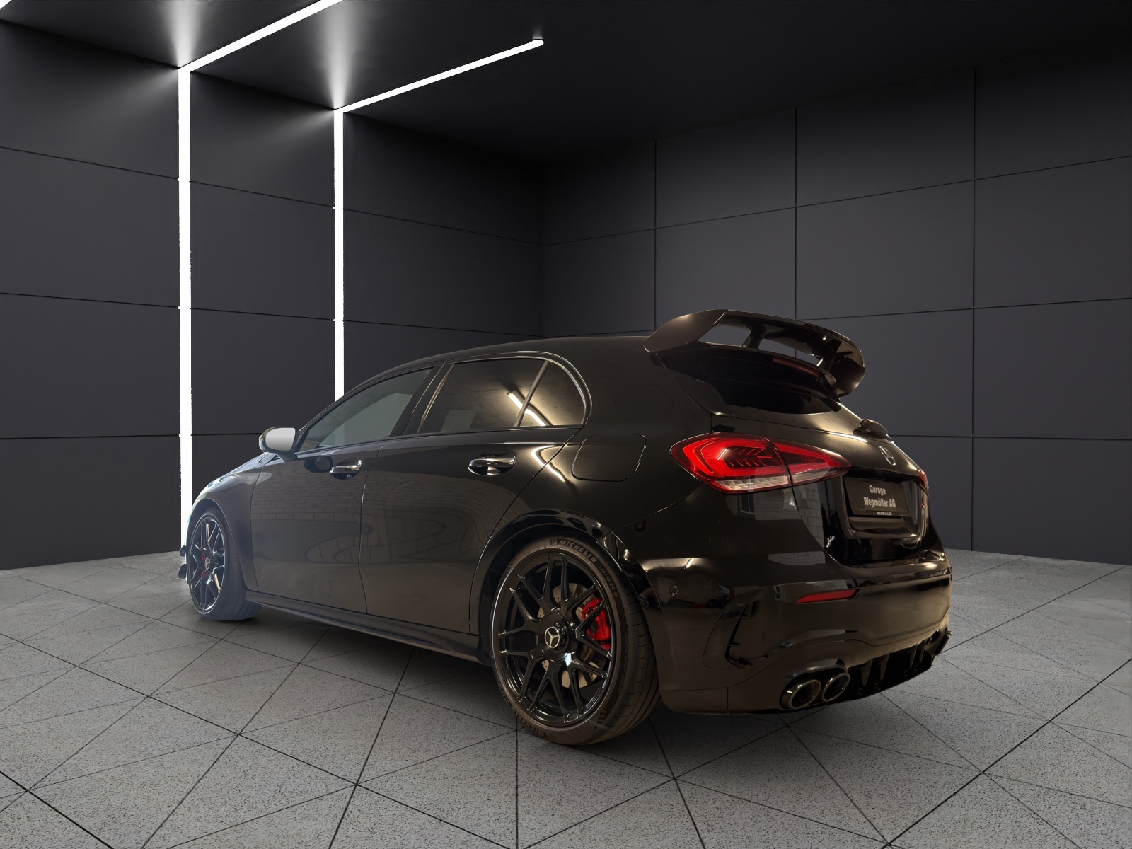 MERCEDES-BENZ A 45 S AMG 4Matic+ Speedshift-image-2