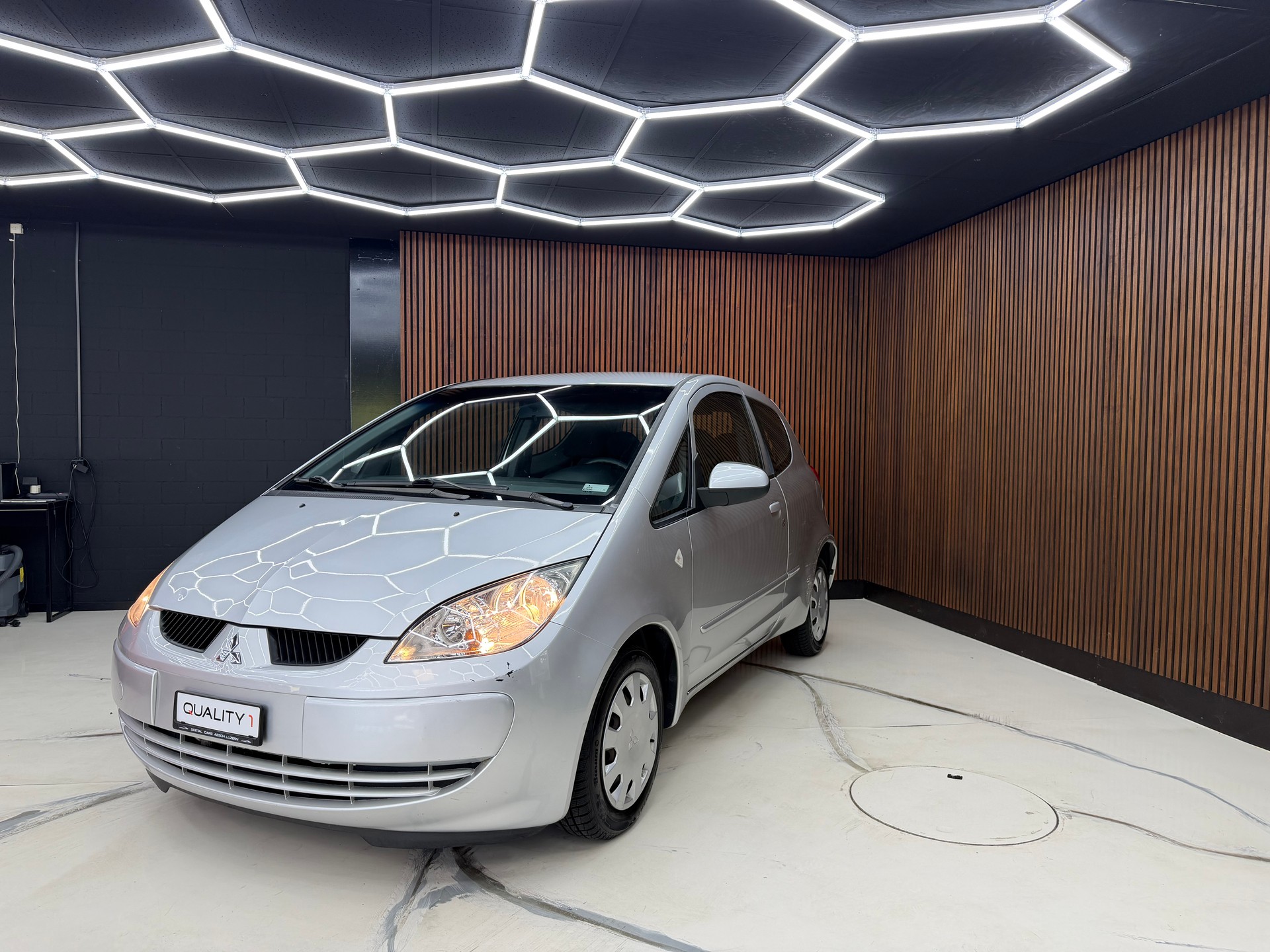 MITSUBISHI Colt 1.3 16V Invite-image-0