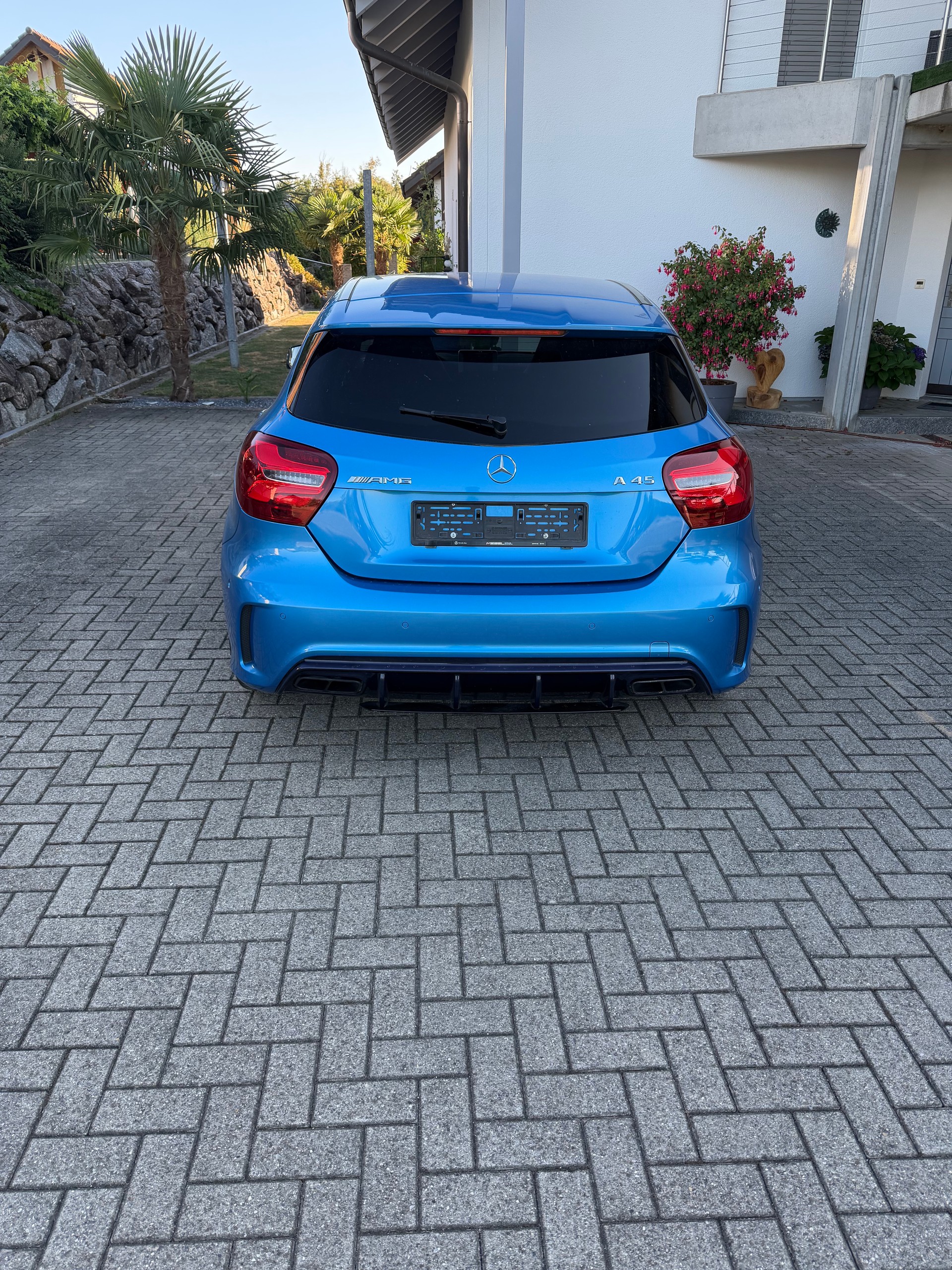 MERCEDES-BENZ A 45 AMG 4m-image-1