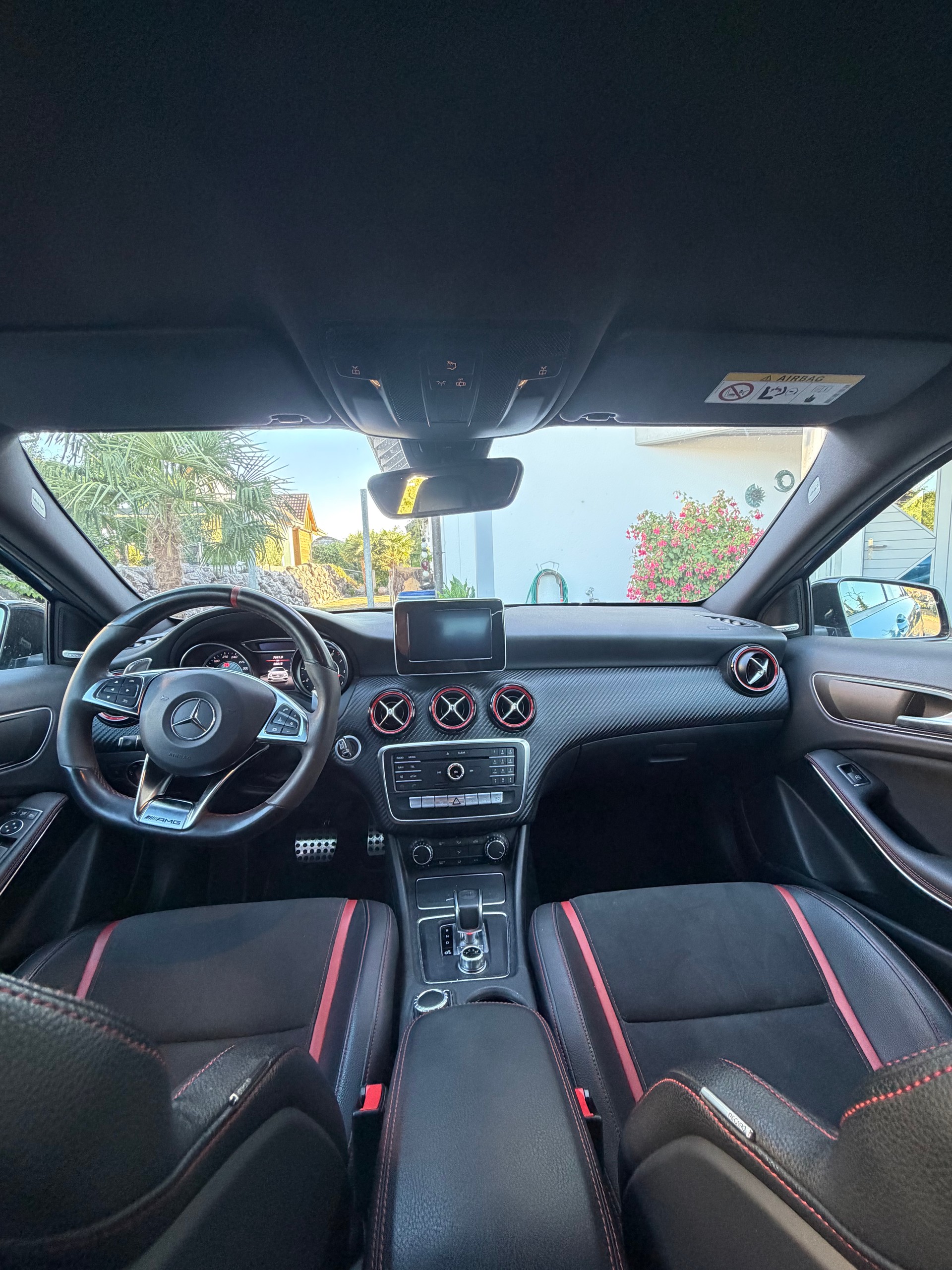 MERCEDES-BENZ A 45 AMG 4m-image-4