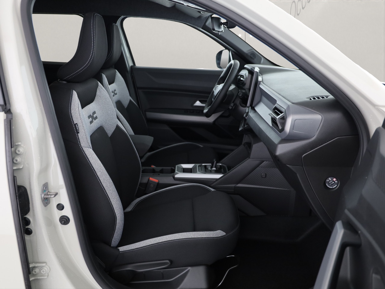 DACIA Duster 1.8 Hybrid Journey-image-6