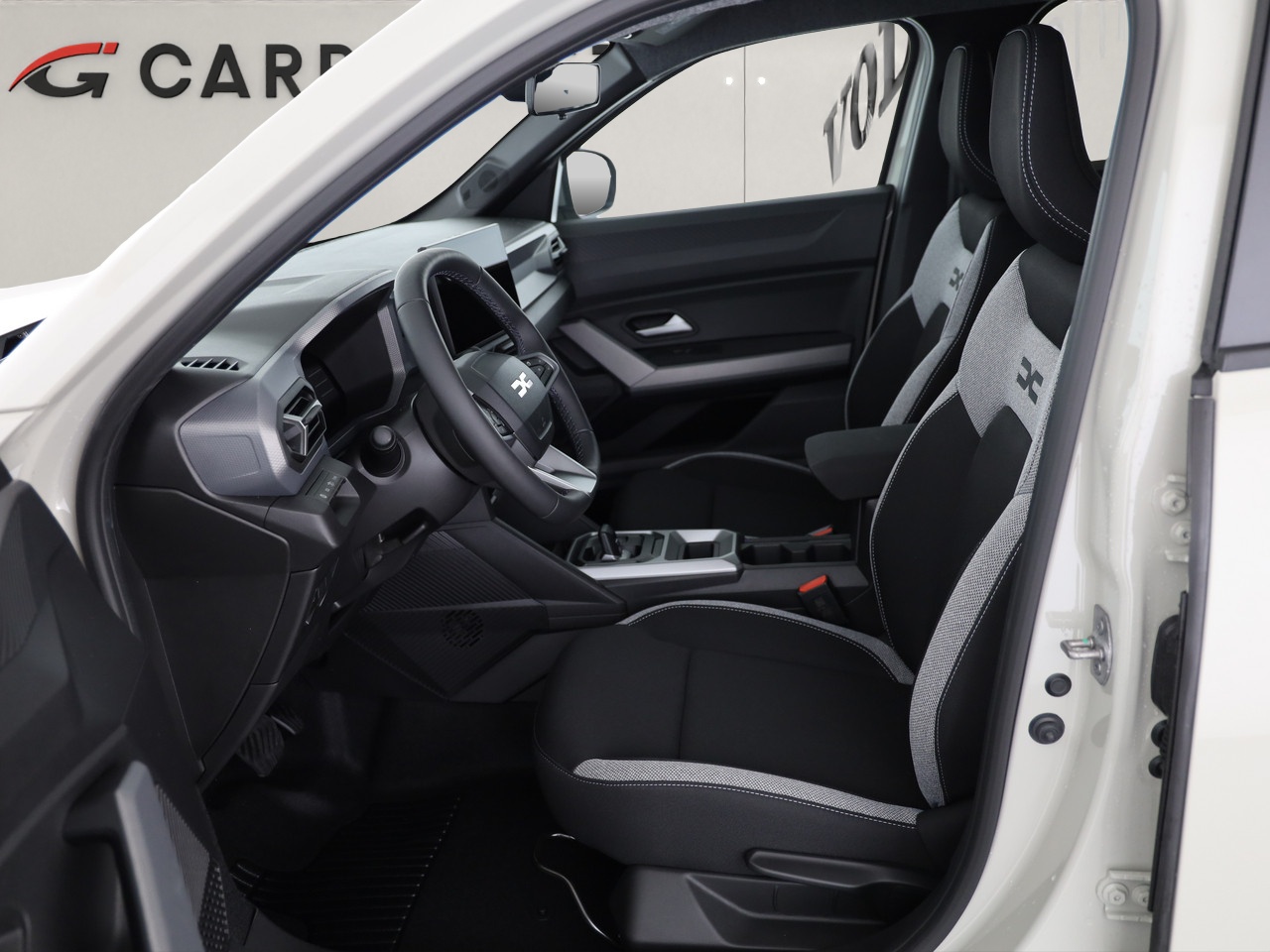 DACIA Duster 1.8 Hybrid Journey-image-5