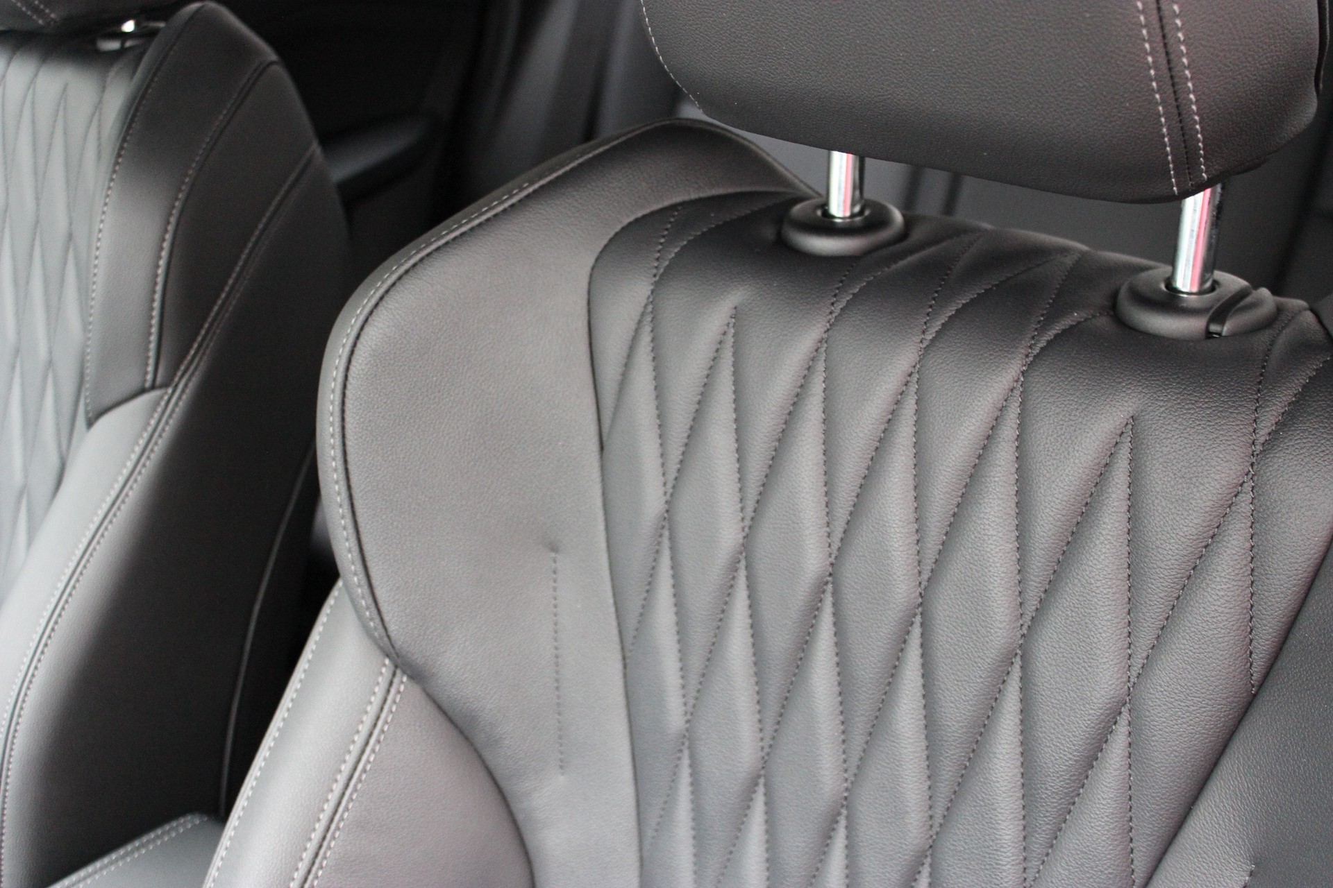BMW X1 xDrive 20d 48V M Sport-image-27
