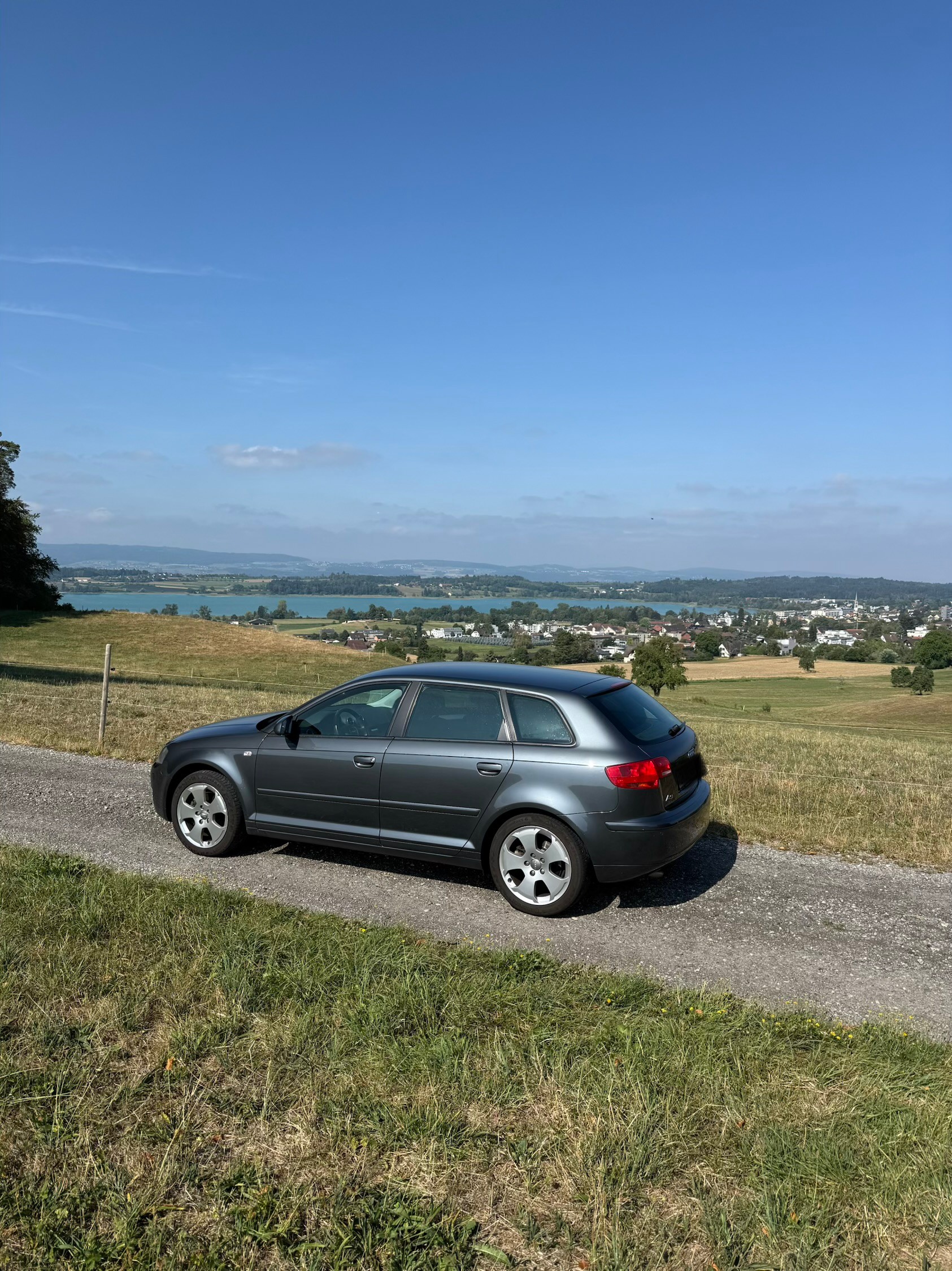 AUDI 2.0 16V T FSI Ambiente-image-3