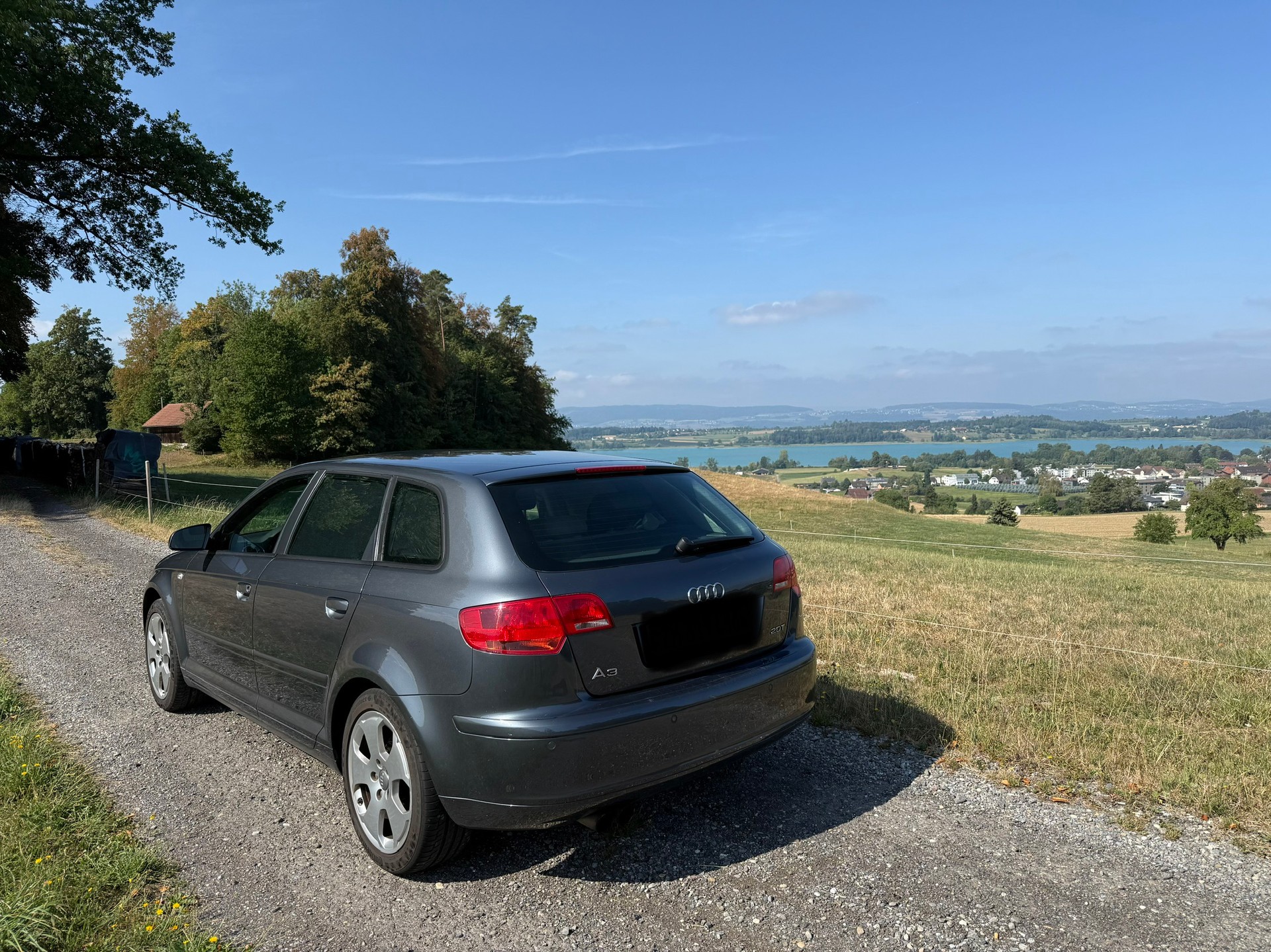 AUDI 2.0 16V T FSI Ambiente-image-2