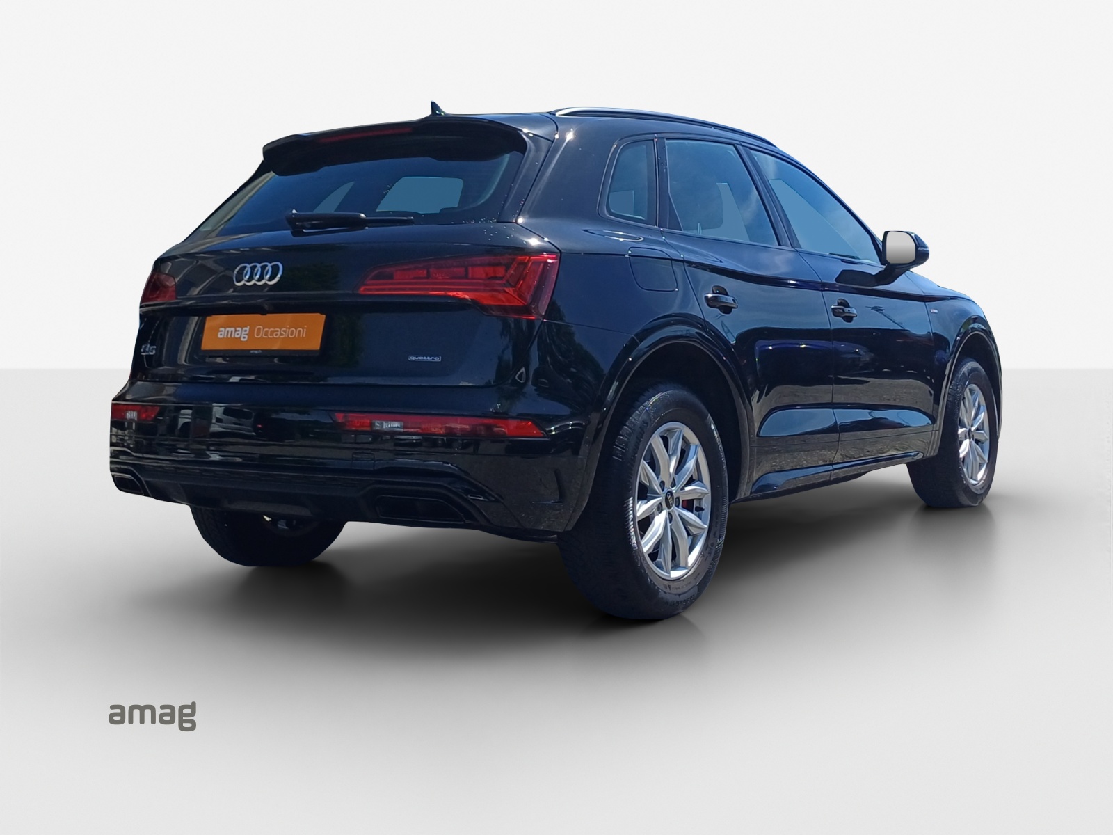 AUDI Q5 45 TFSI S-line quattro S-tronic-image-4