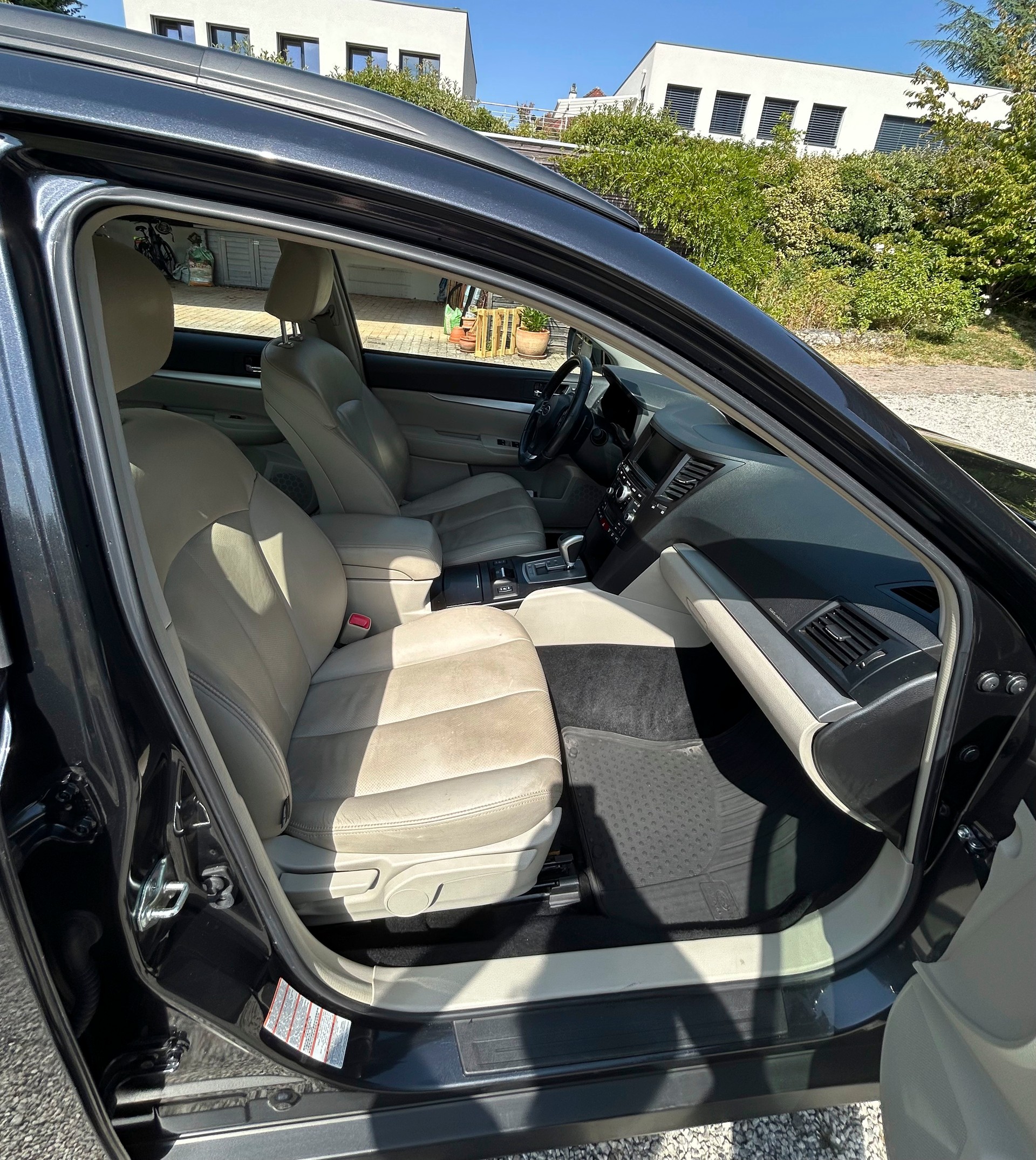 SUBARU 2.5i Limited-image-3