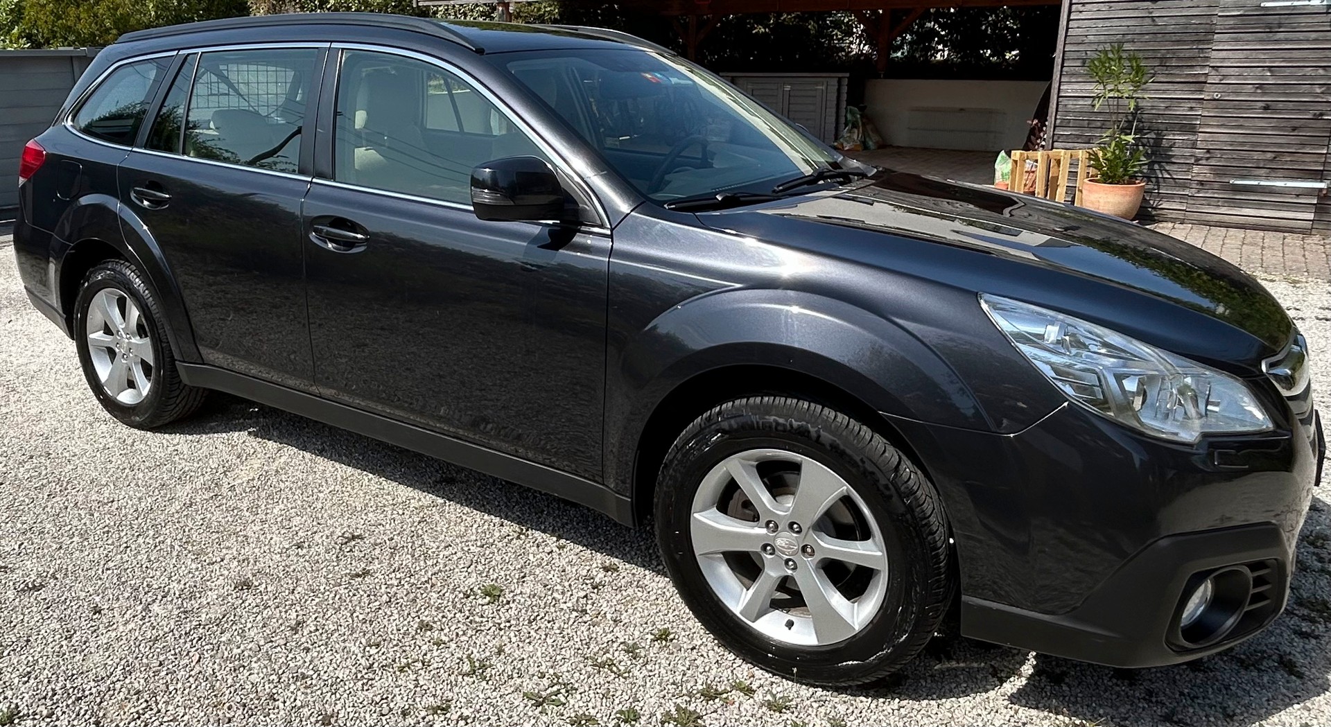 SUBARU 2.5i Limited-image-1
