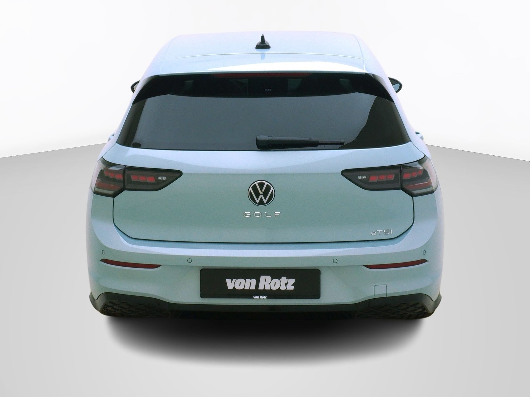 VW Golf VIII 1.5 eTSI R-Line DSG-image-2