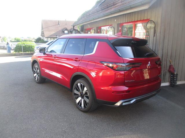 MITSUBISHI Outlander 2.4 PHEV Intense 4x4-image-3