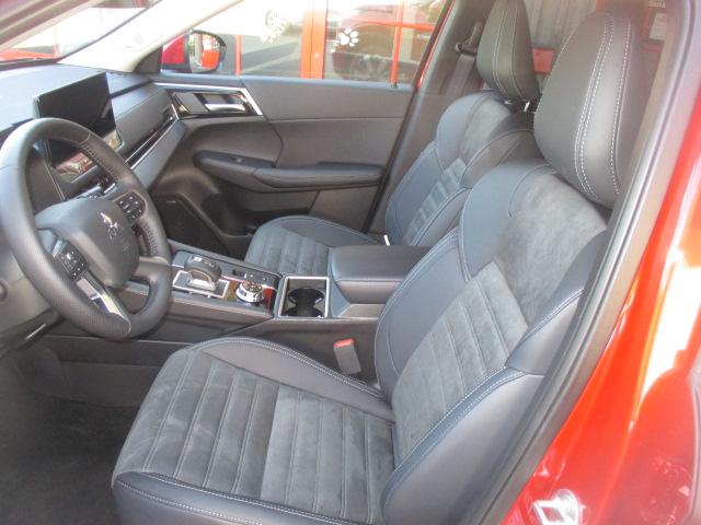 MITSUBISHI Outlander 2.4 PHEV Intense 4x4-image-7