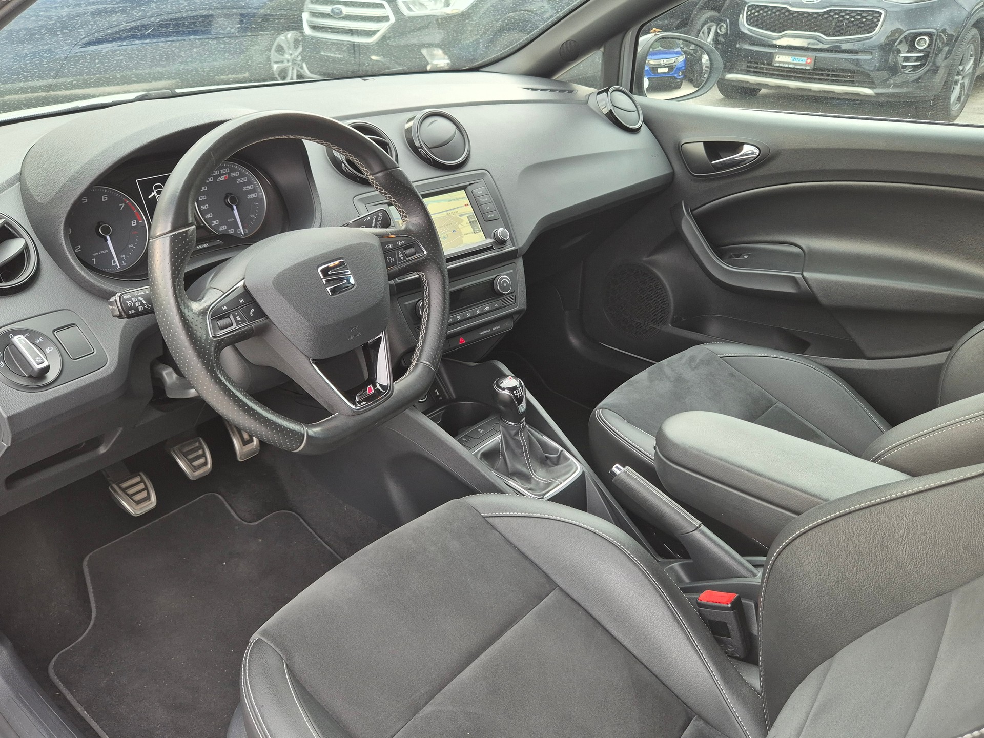 SEAT Ibiza SC 1.8 TSI Cupra-image-14