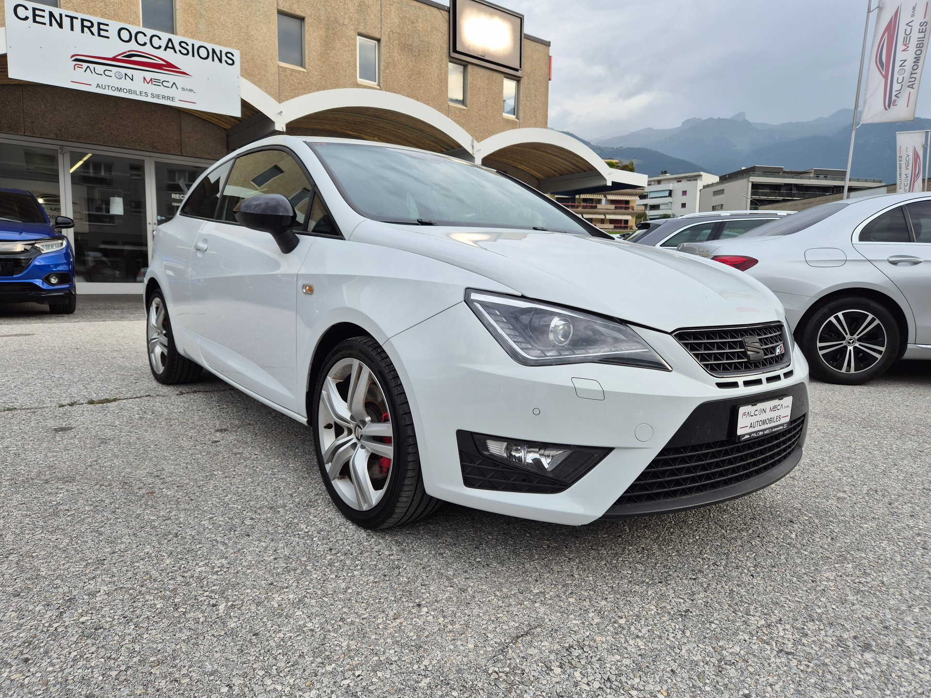 SEAT Ibiza SC 1.8 TSI Cupra-image-0