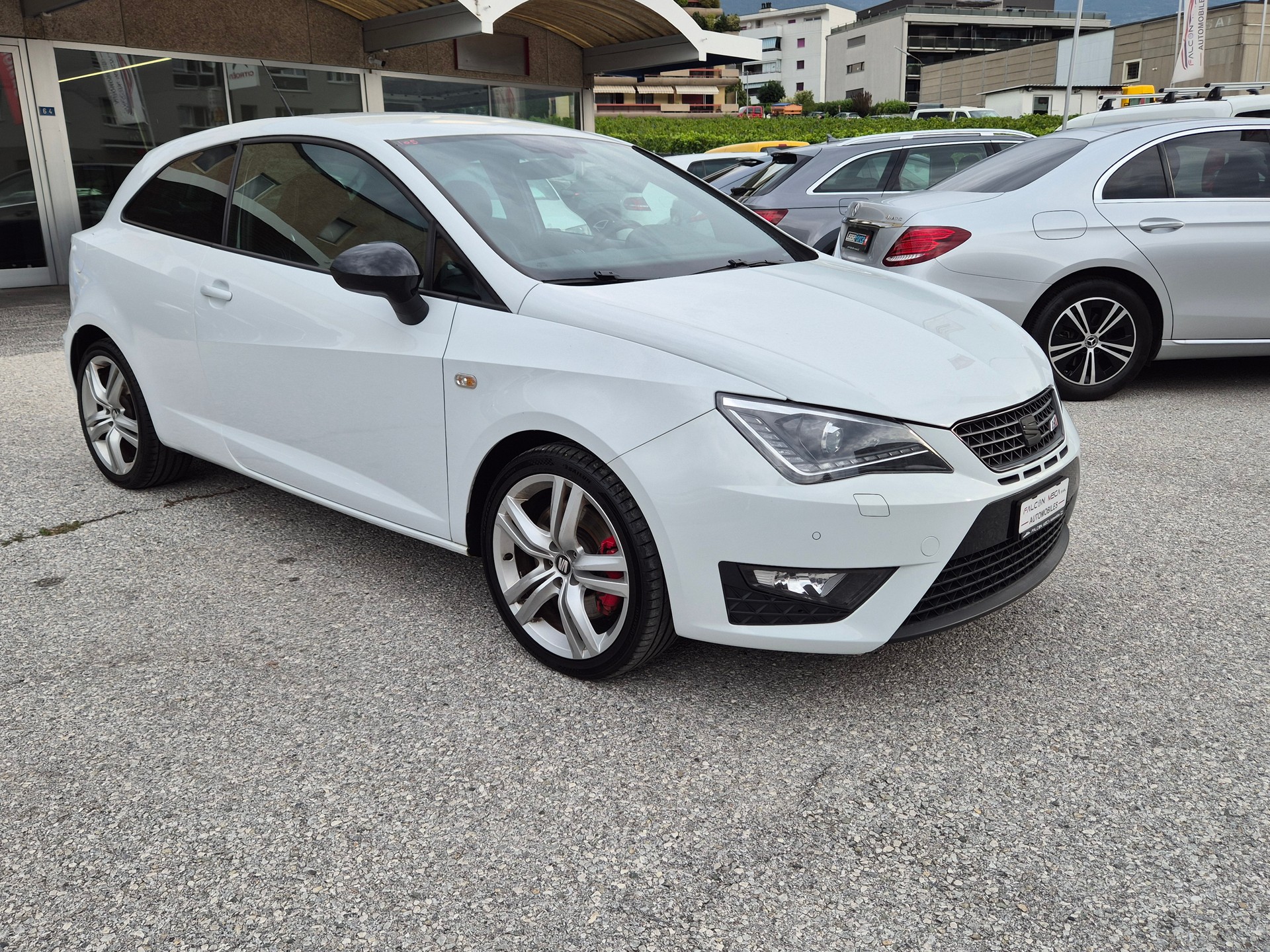 SEAT Ibiza SC 1.8 TSI Cupra-image-10