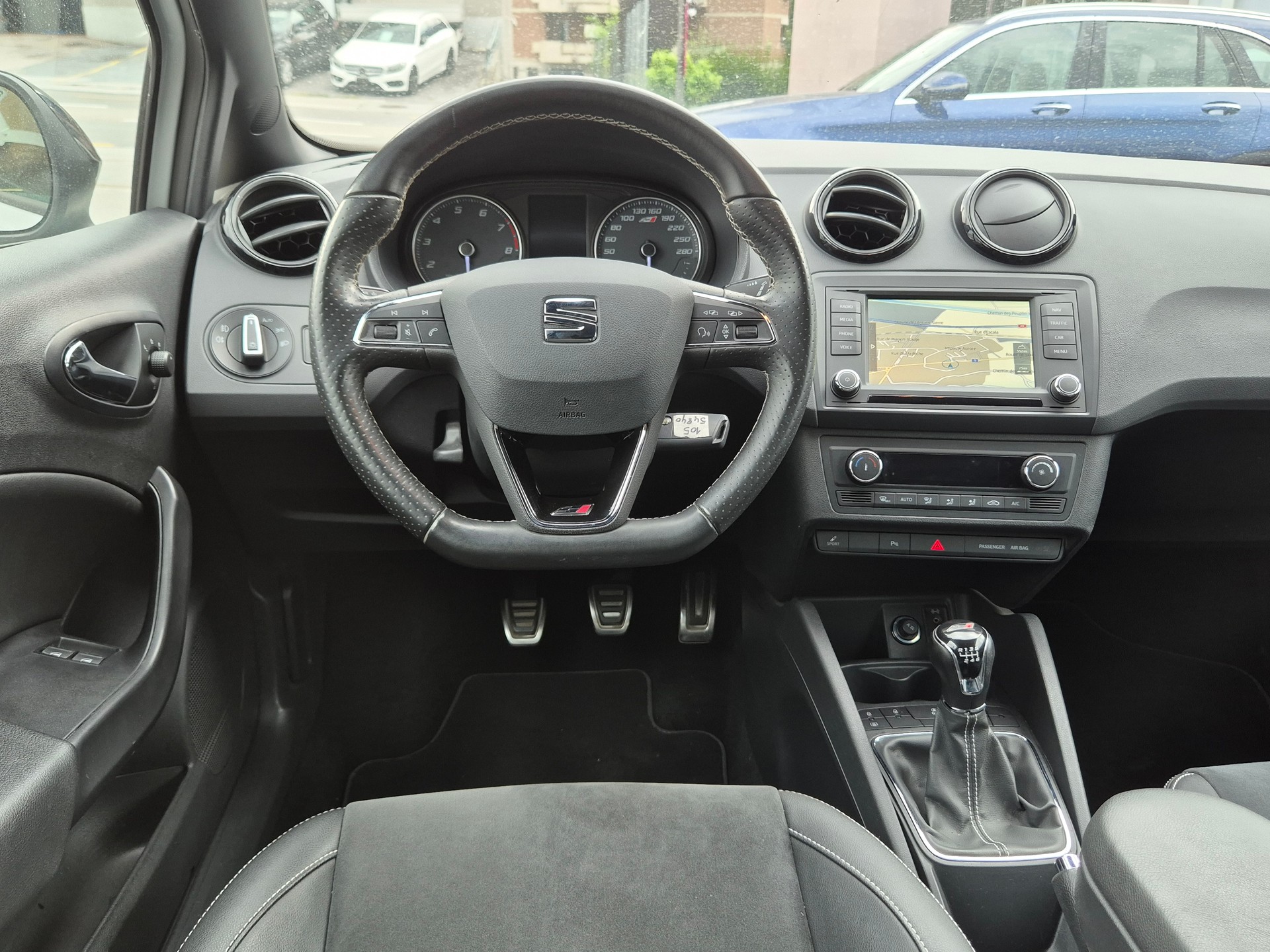 SEAT Ibiza SC 1.8 TSI Cupra-image-12