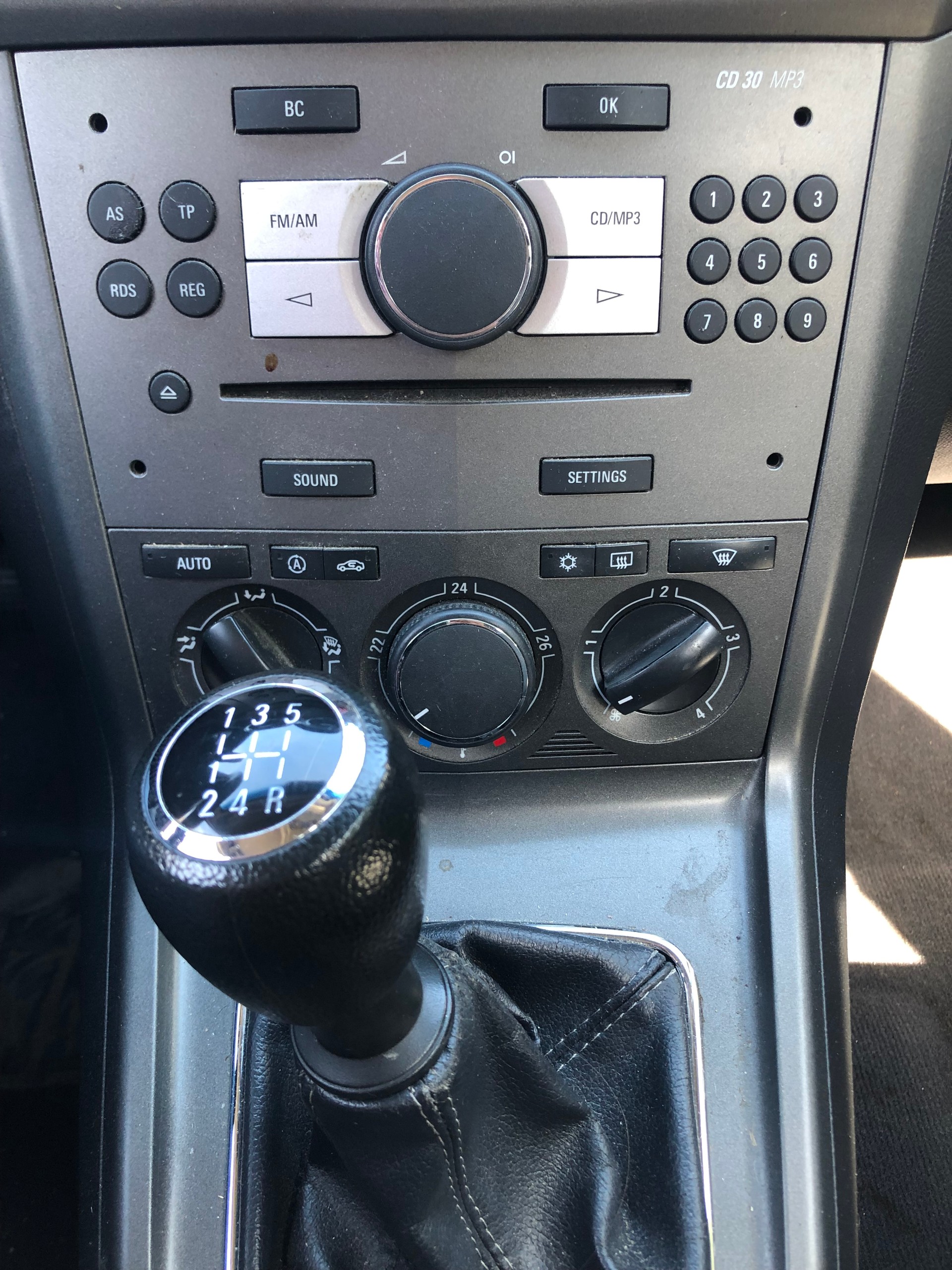 OPEL Antara 2.0 CDTi Enjoy 4WD-image-7