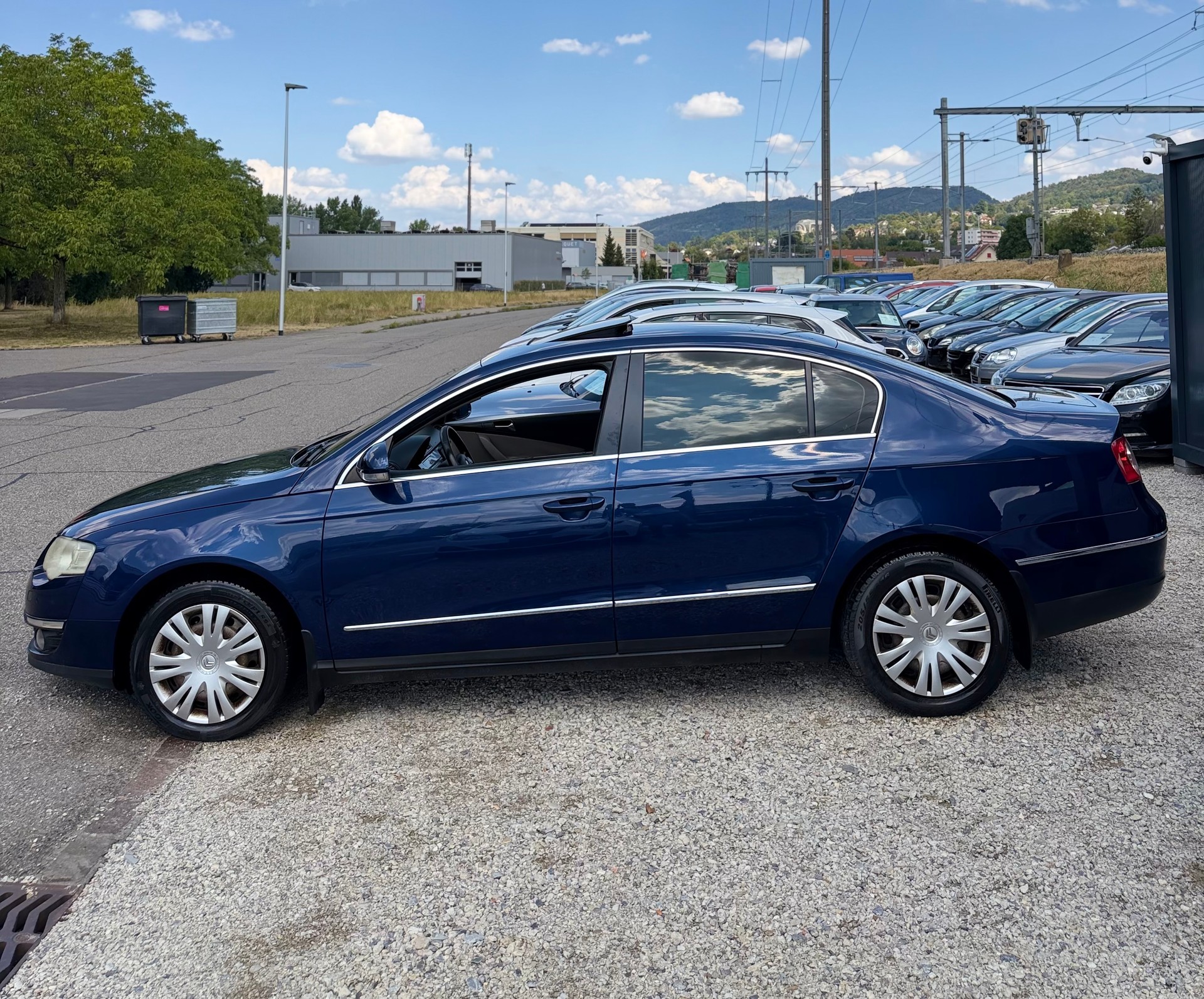 VW Passat 2.0 TDI Highline **AB MFK**-image-8