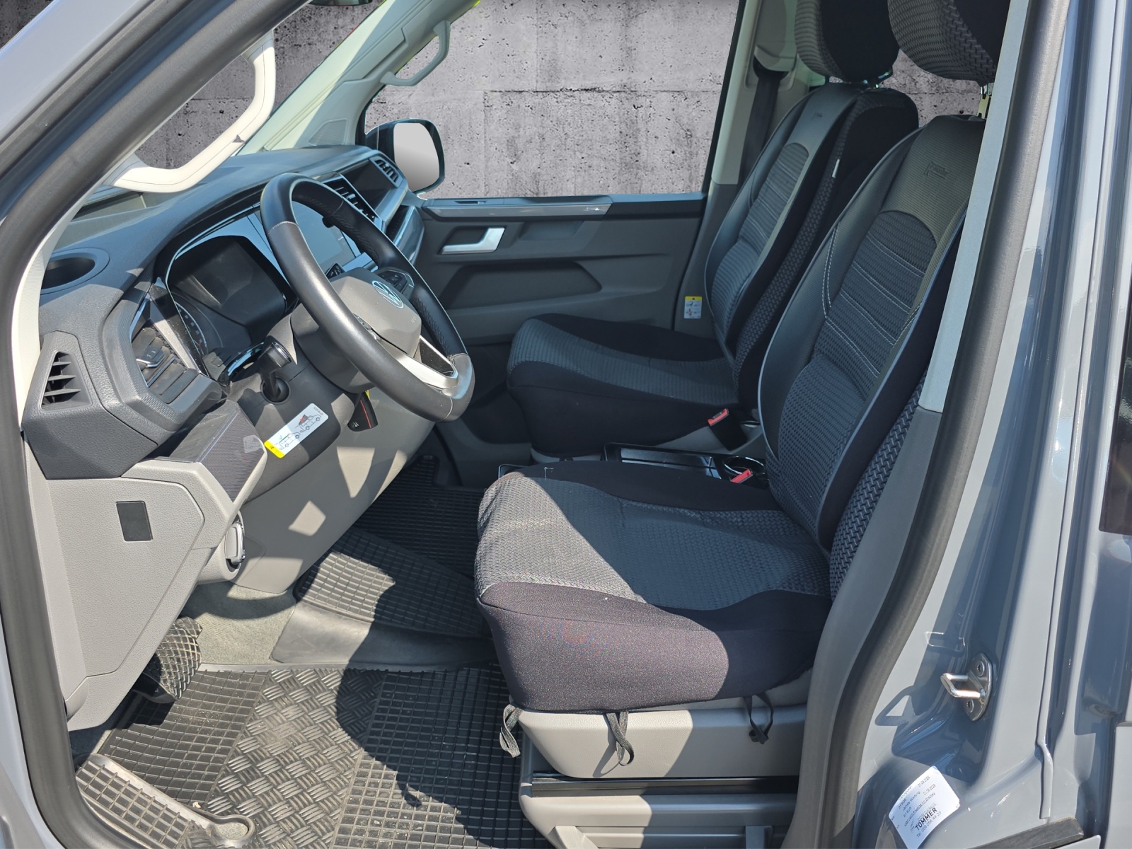 VW T6.1 California 2.0 Bi-TDI Ocean DSG-image-3