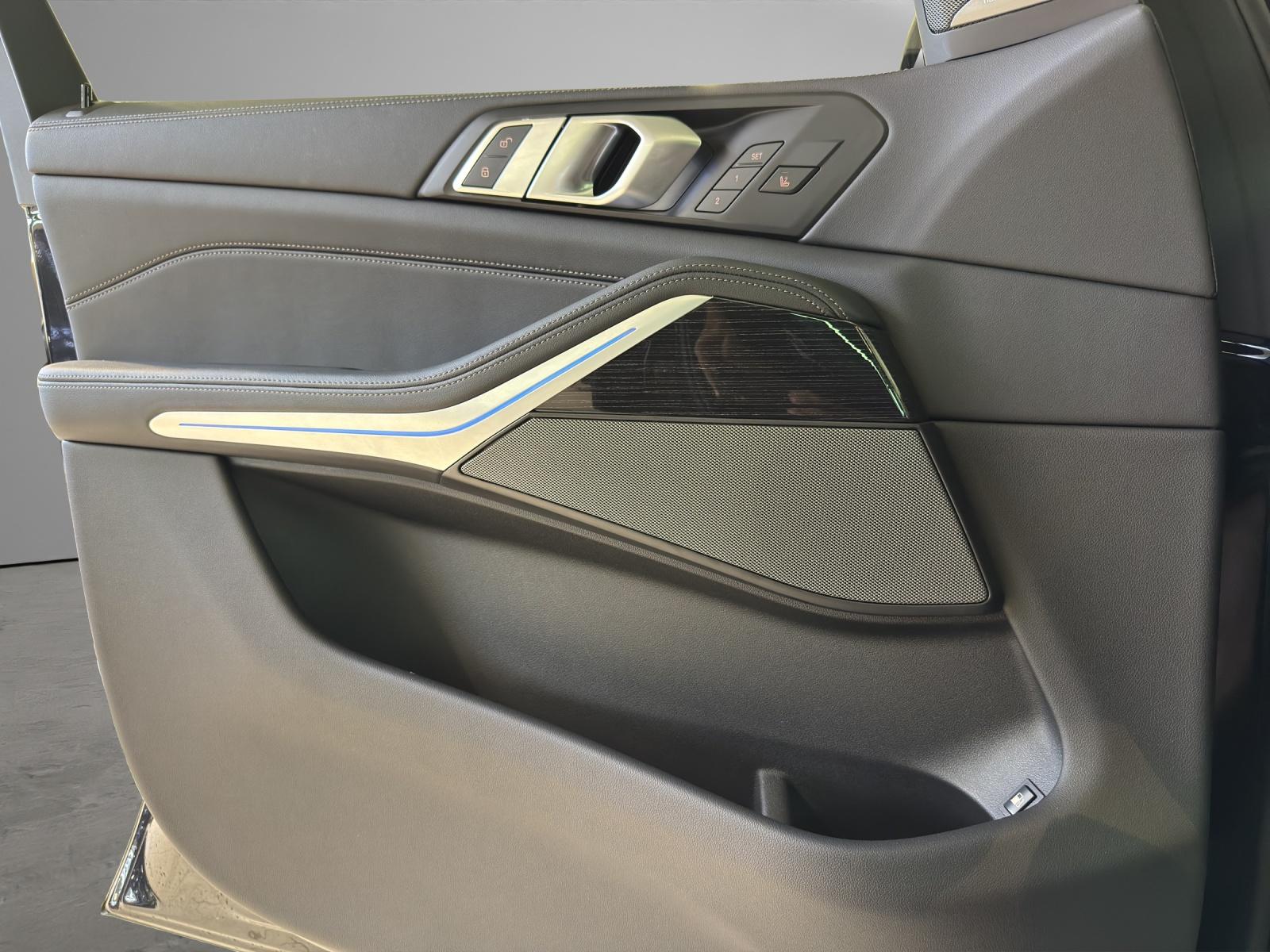 BMW X5 50e xDrive SAG-image-8