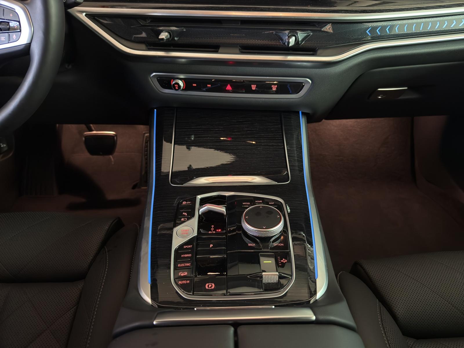 BMW X5 50e xDrive SAG-image-12