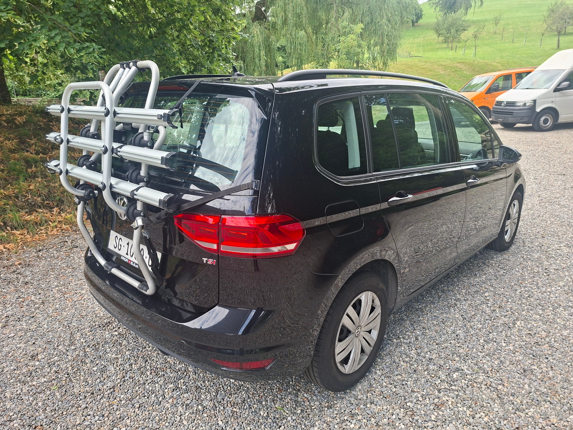 VW Touran 1.4 TSI BlueMotion Technology Family-image-19