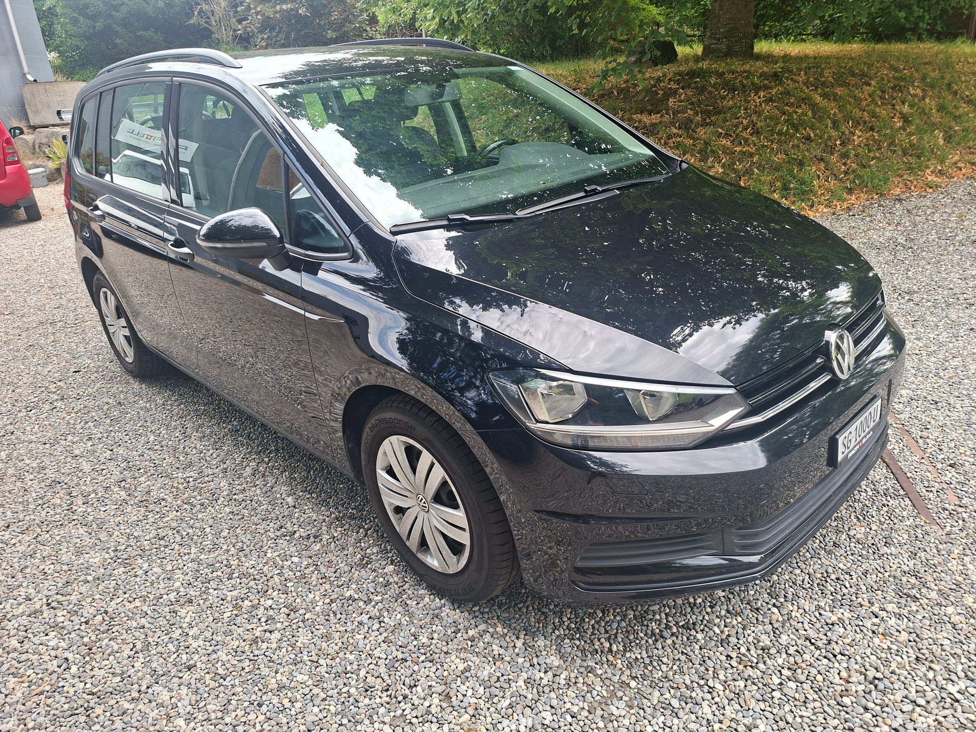 VW Touran 1.4 TSI BlueMotion Technology Family-image-8