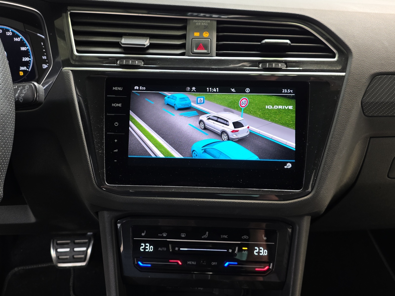 VW Tiguan 2.0TSI R-Line 4Motion DSG-image-10