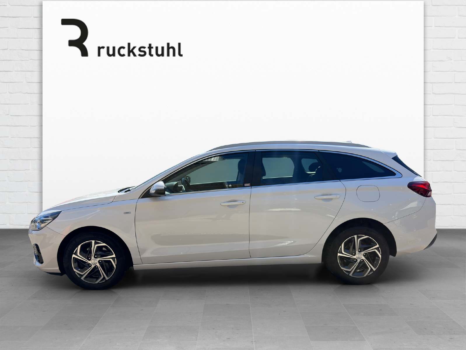 HYUNDAI i30 Wagon 1.5 T-GDi Amplia-image-2