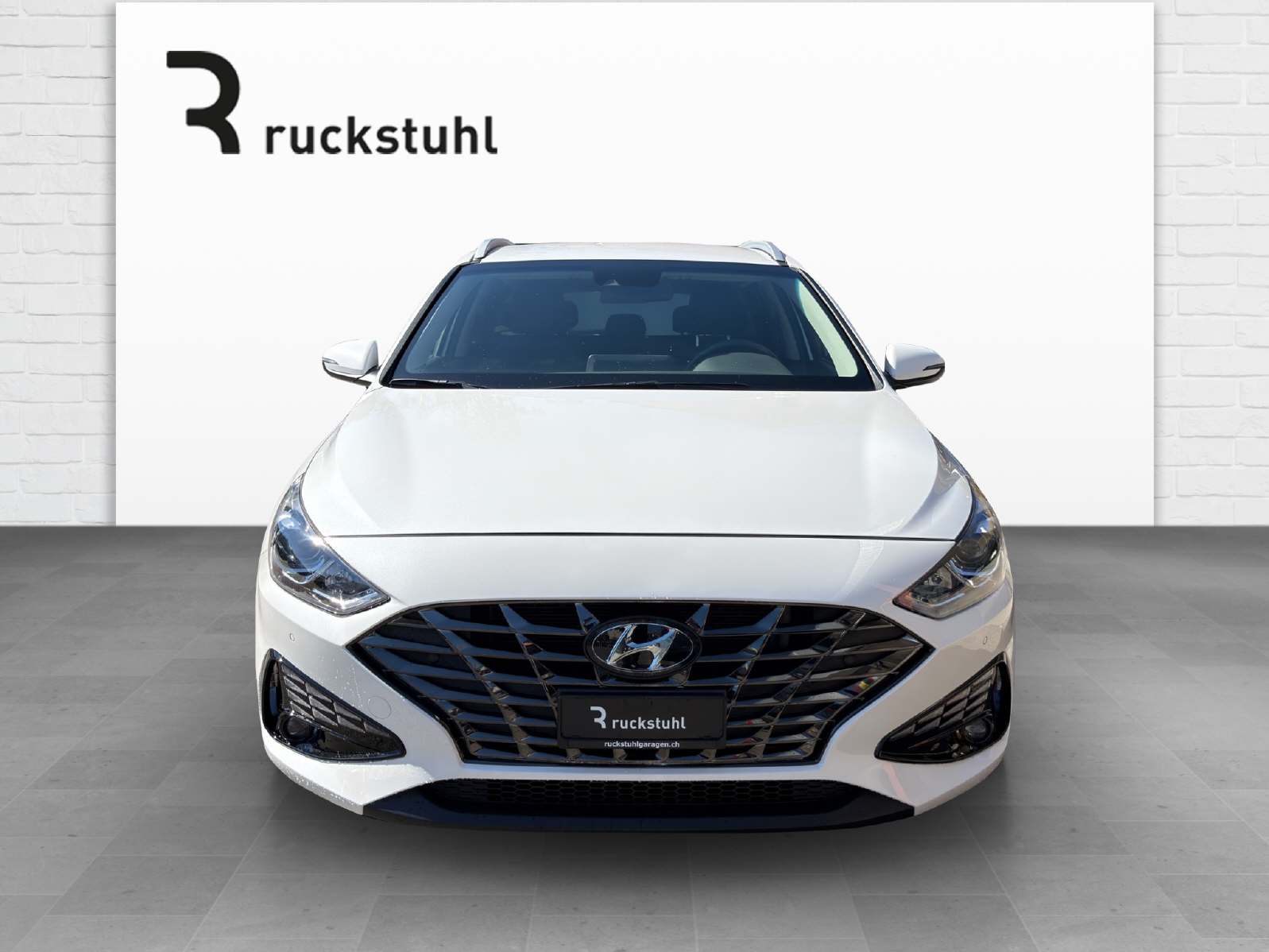 HYUNDAI i30 Wagon 1.5 T-GDi Amplia-image-0