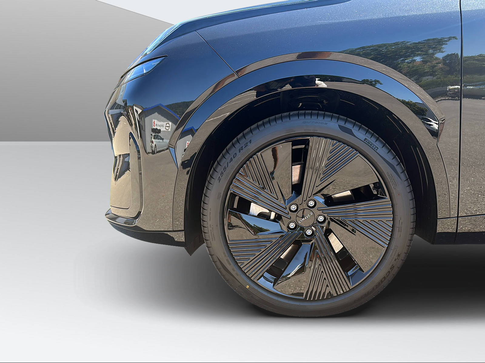 LYNK & CO 08-image-8
