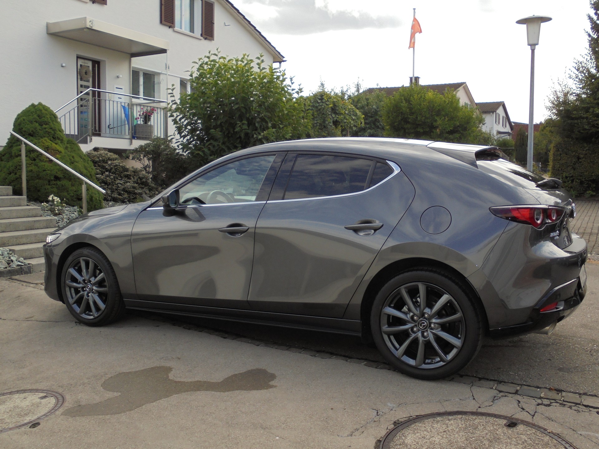 MAZDA 3 Hatchback SKYACTIV-X MHybrid 186 Revolution AWD Automat-image-4