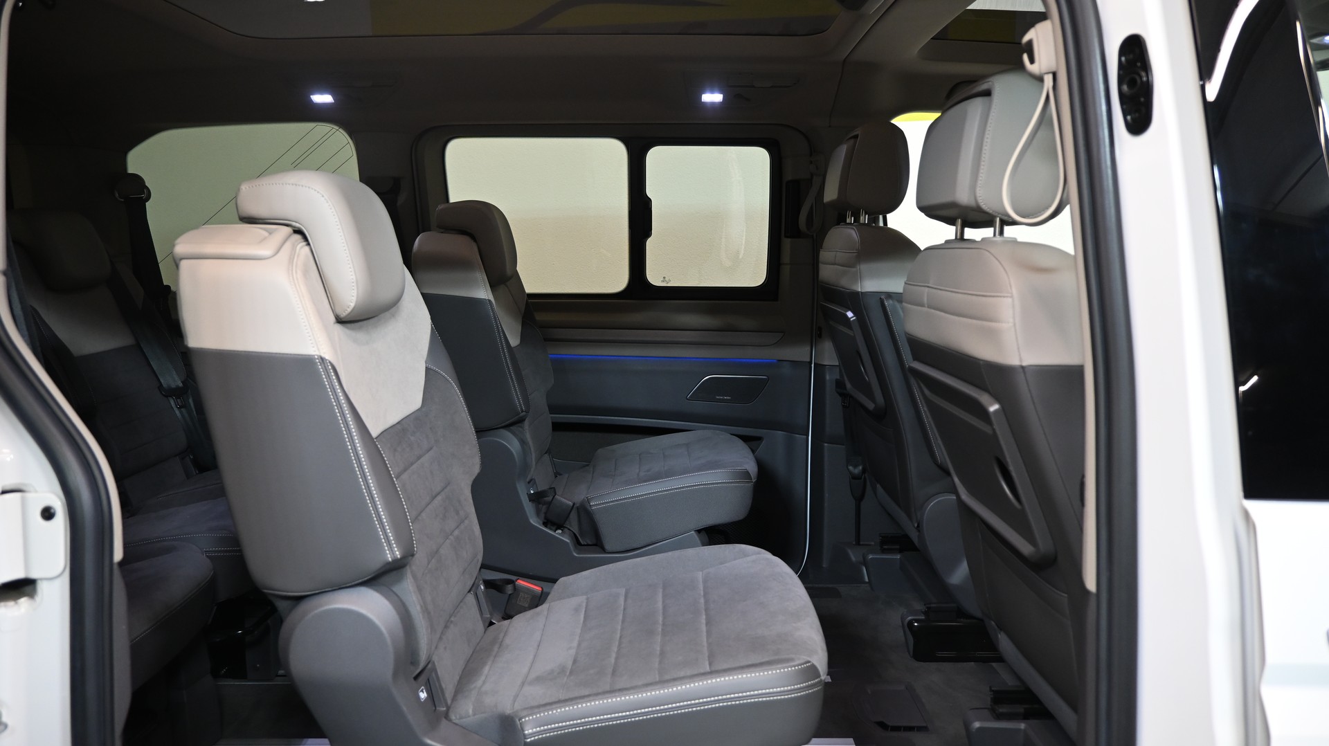 VW Multivan 1.4 eHybrid Life Edition DSG-image-6