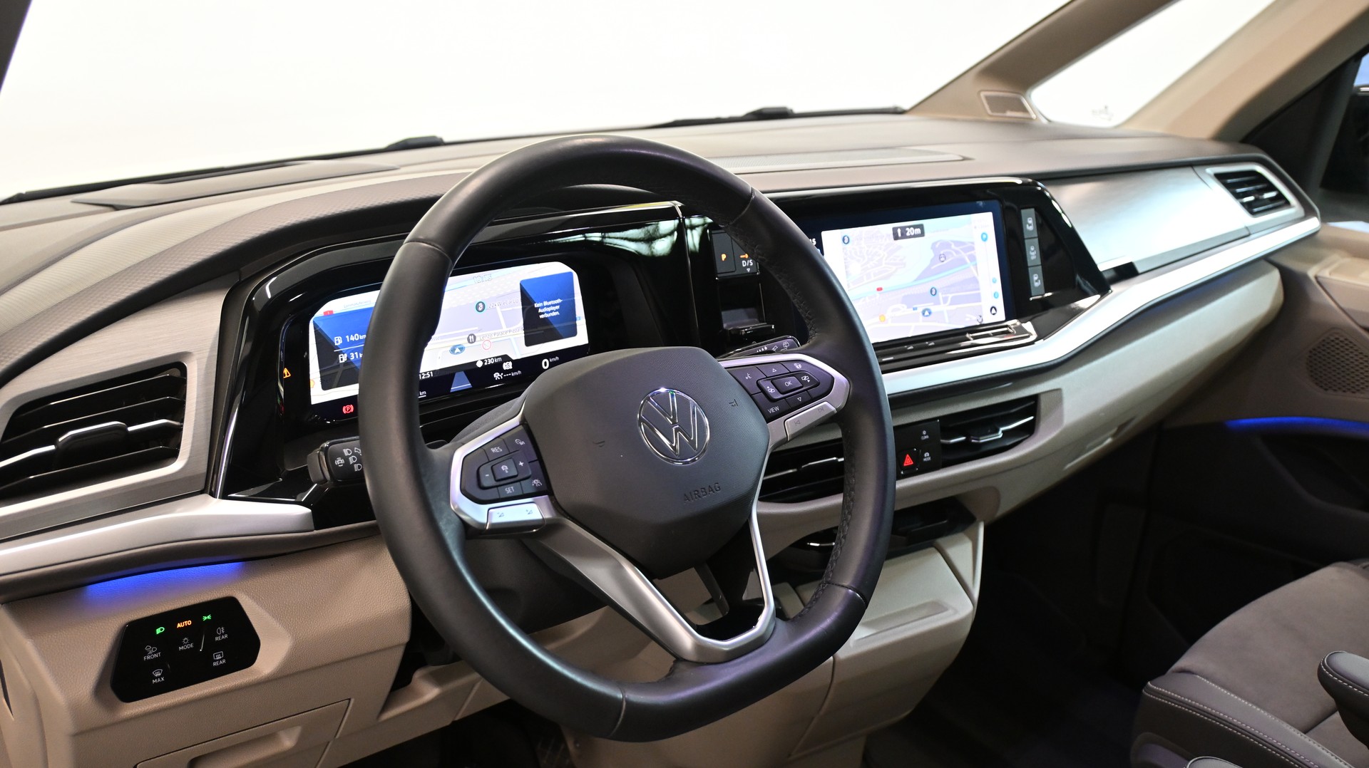 VW Multivan 1.4 eHybrid Life Edition DSG-image-2