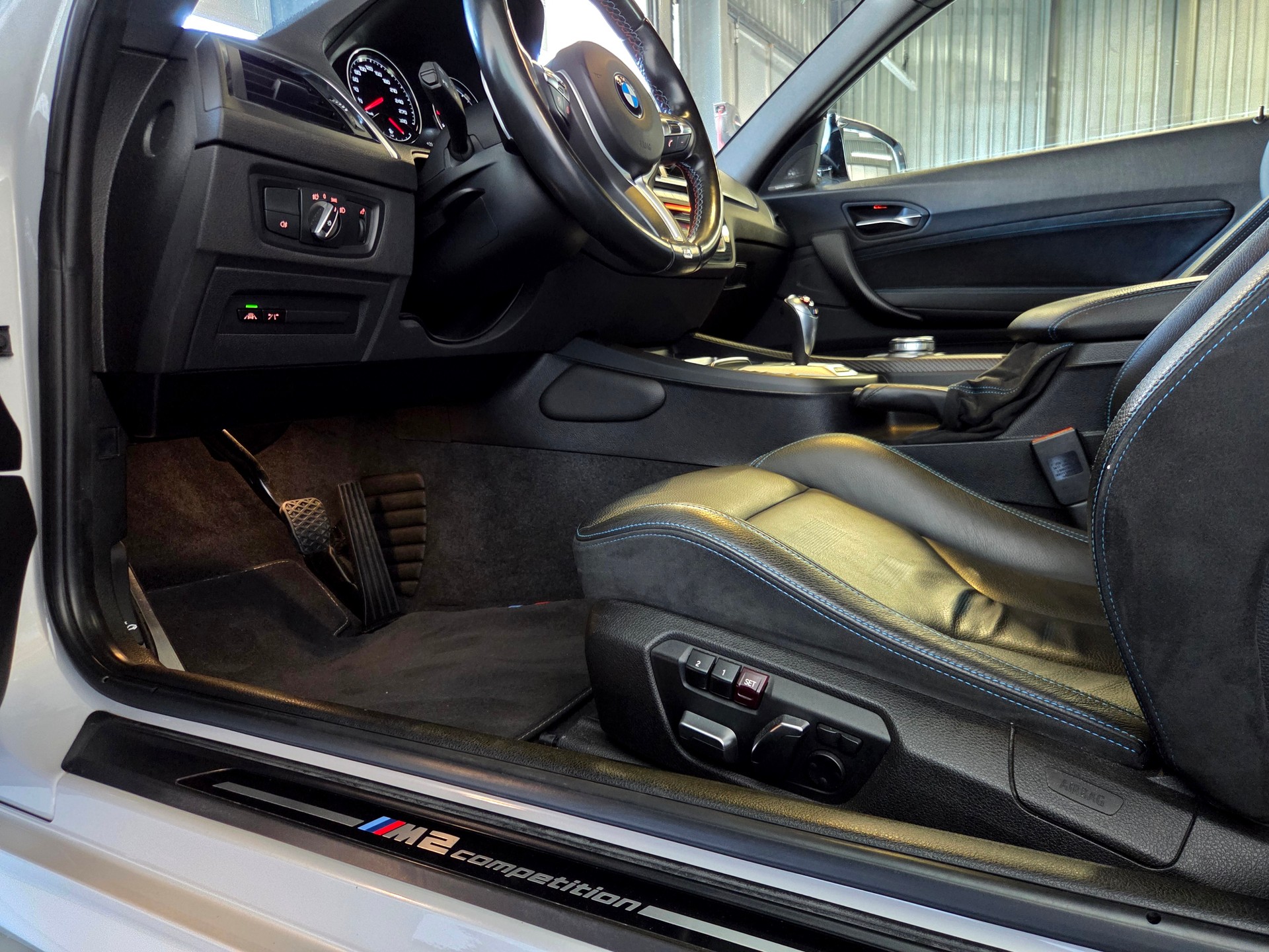 BMW M2 Competition Coupé-image-6