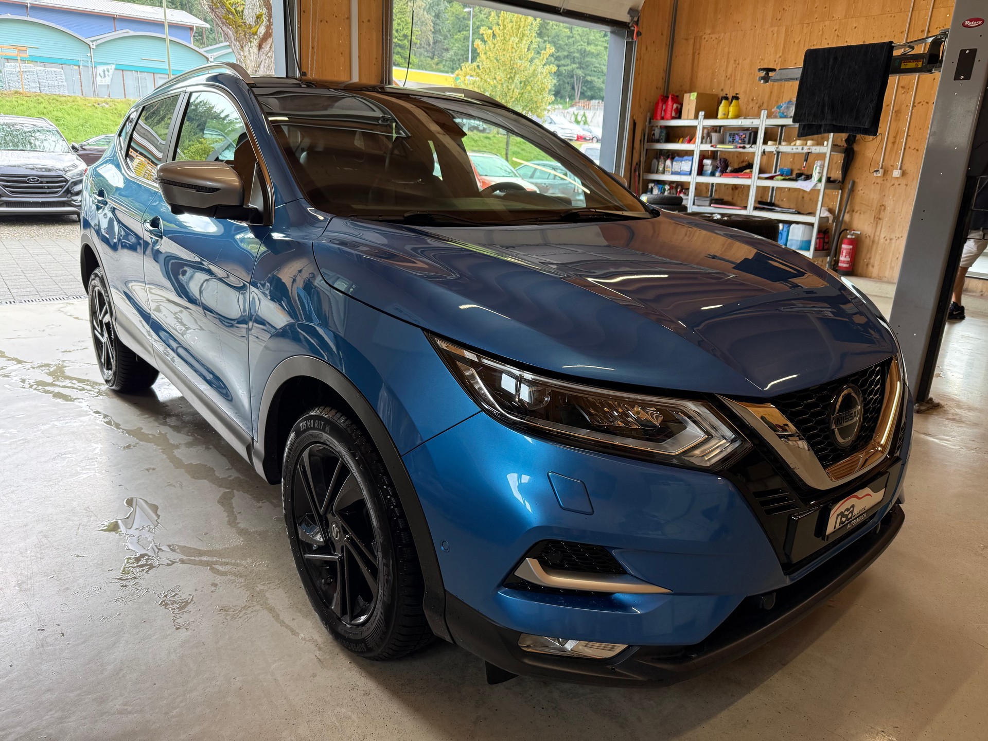 NISSAN Qashqai 1.7 dCi tekna+ Xtronic ALL-MODE 4x4-image-2