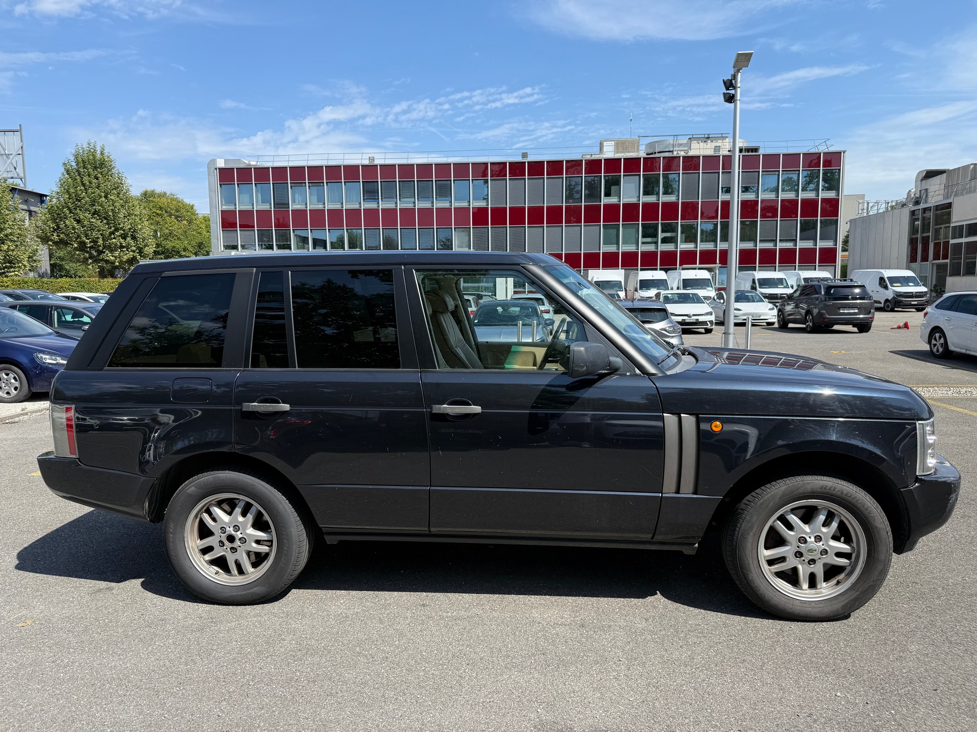 LAND ROVER Range Rover 4.4 V8 HSE Automatic-image-3