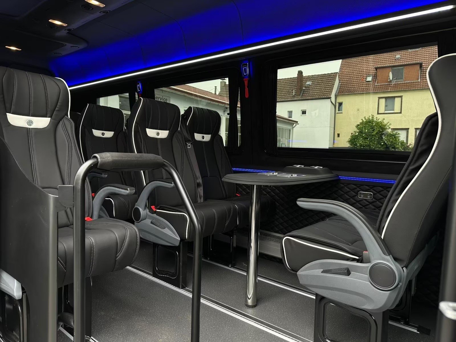 MERCEDES-BENZ Sprinter 417 CDI Lang 16+1 mit Kamera und Heizung-image-8