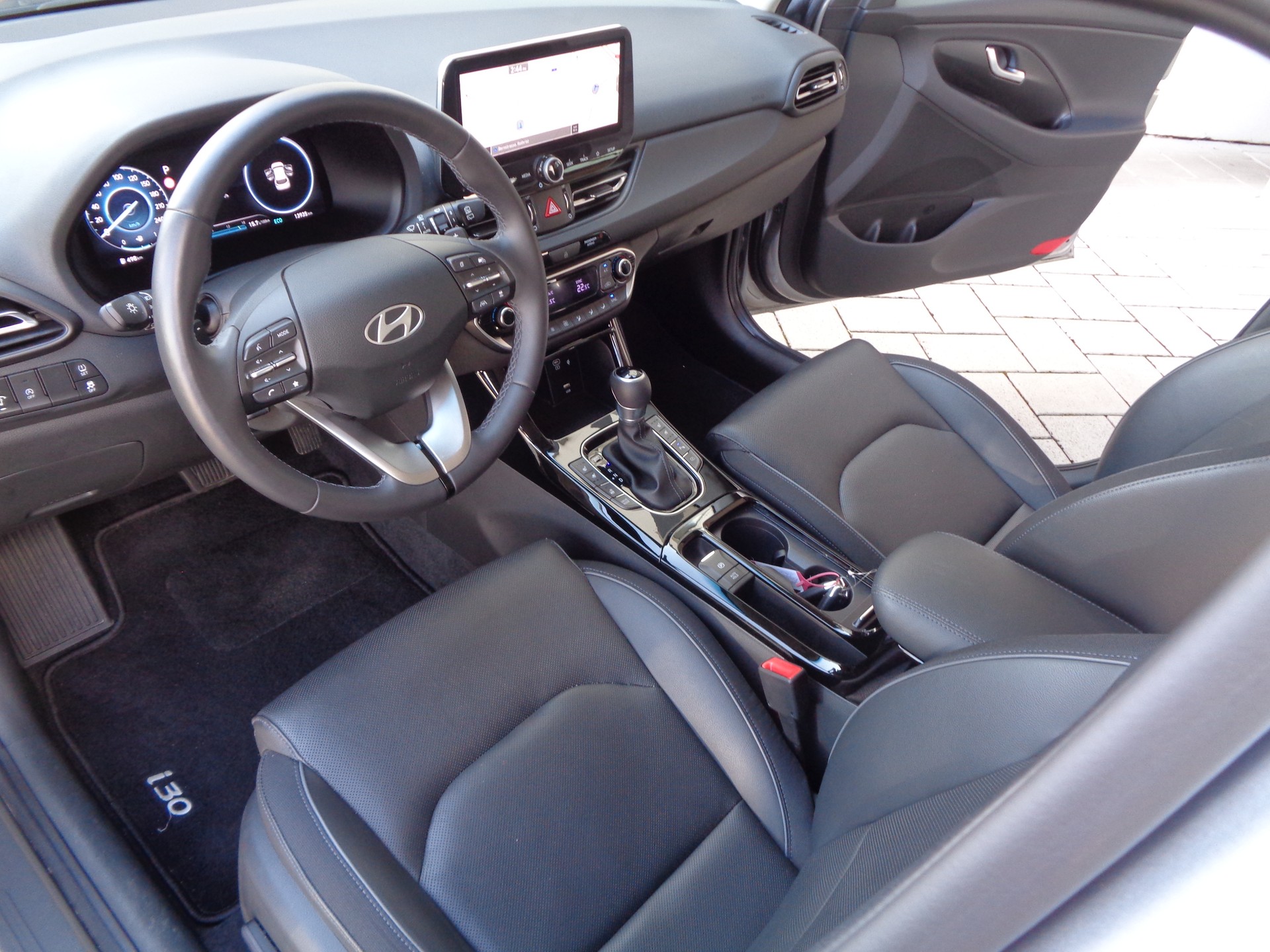HYUNDAI i30 Wagon 1.5 T-GDi Vertex 48V MH DCT-image-6