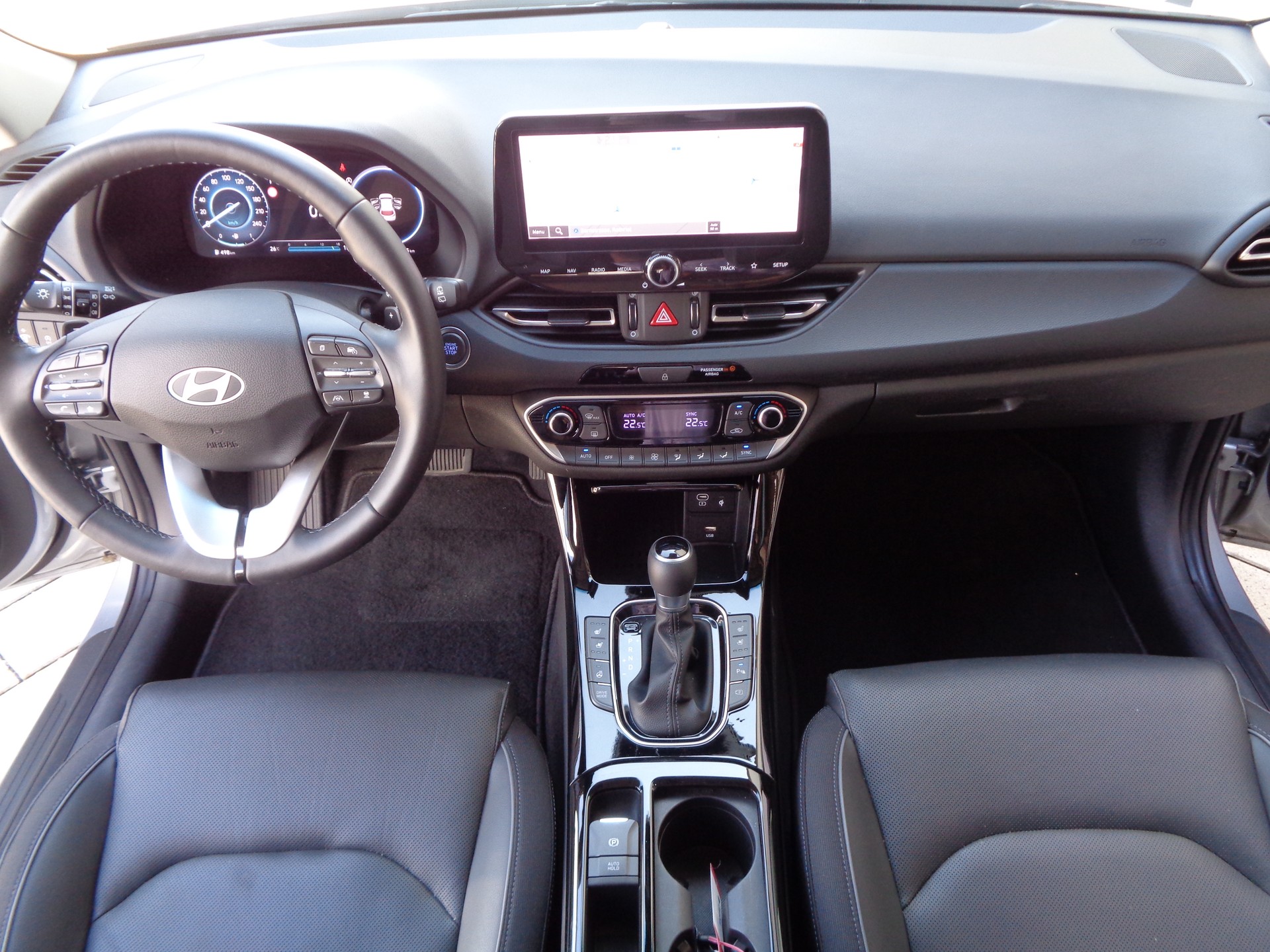 HYUNDAI i30 Wagon 1.5 T-GDi Vertex 48V MH DCT-image-7