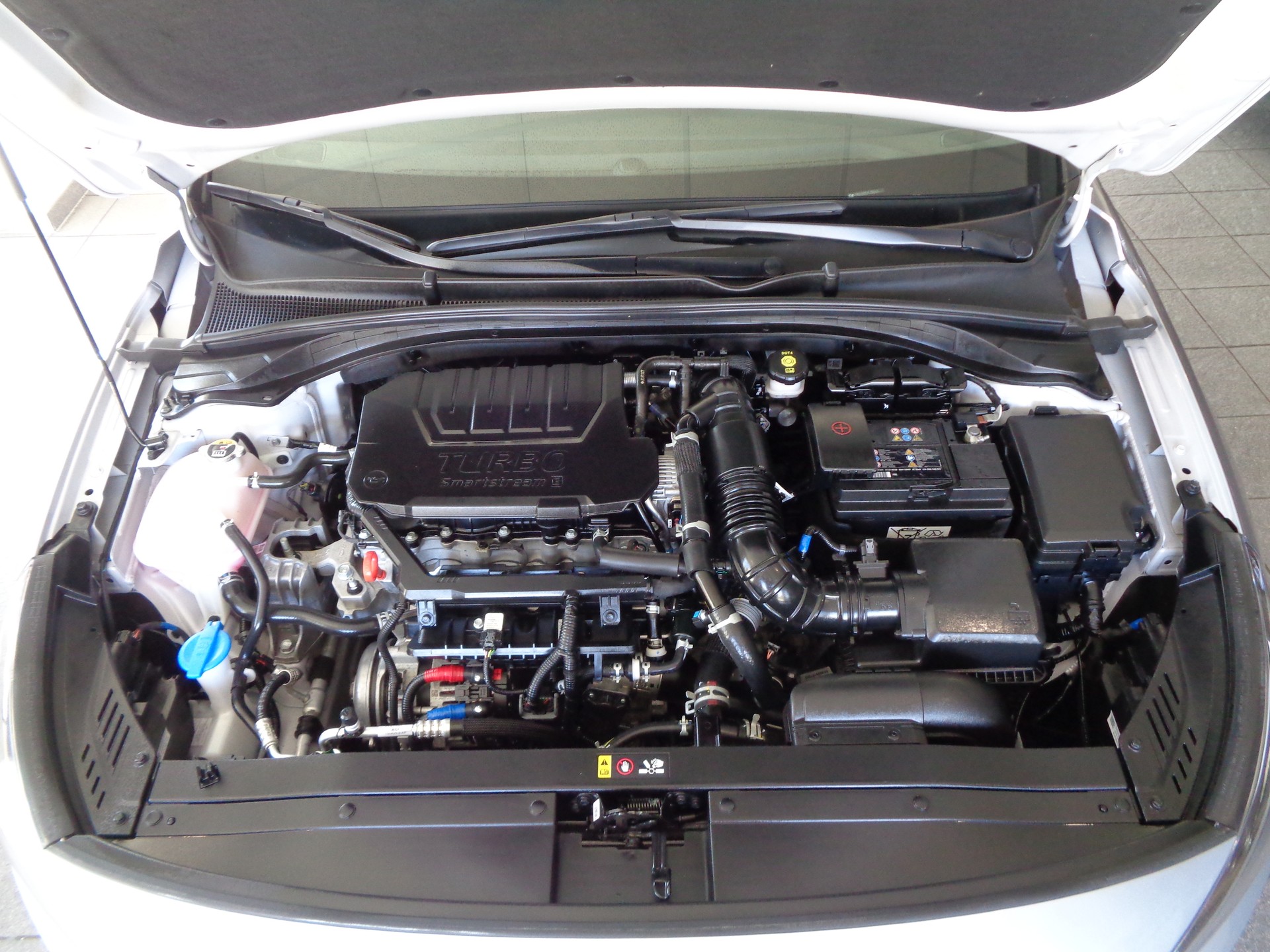 HYUNDAI i30 Wagon 1.5 T-GDi Vertex 48V MH DCT-image-24