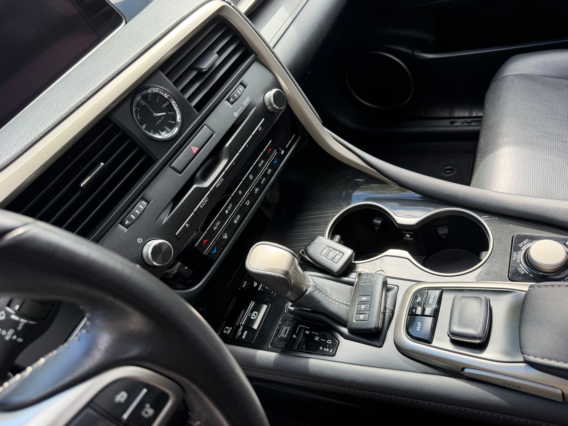 LEXUS RX 450h excellence AWD CVT-image-7